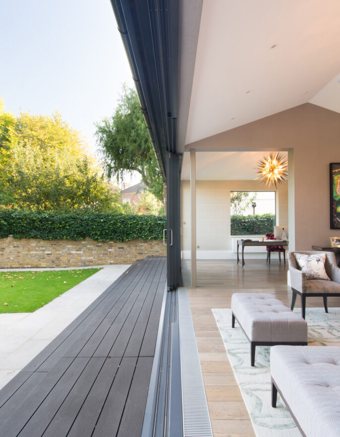 Living space to garden of Highlever Road North Kensington W10