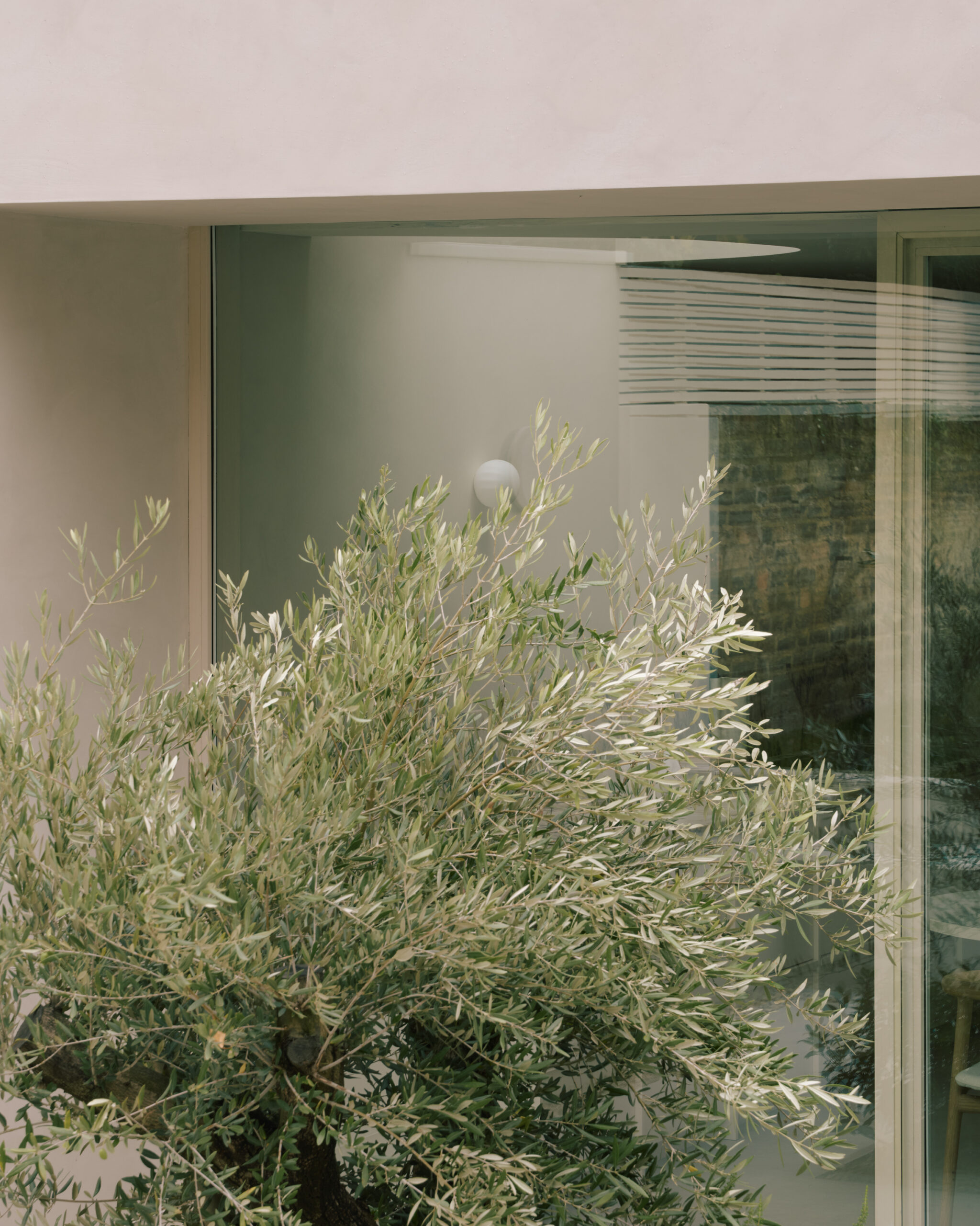 241120-Magri-Williams-06-V2-Web