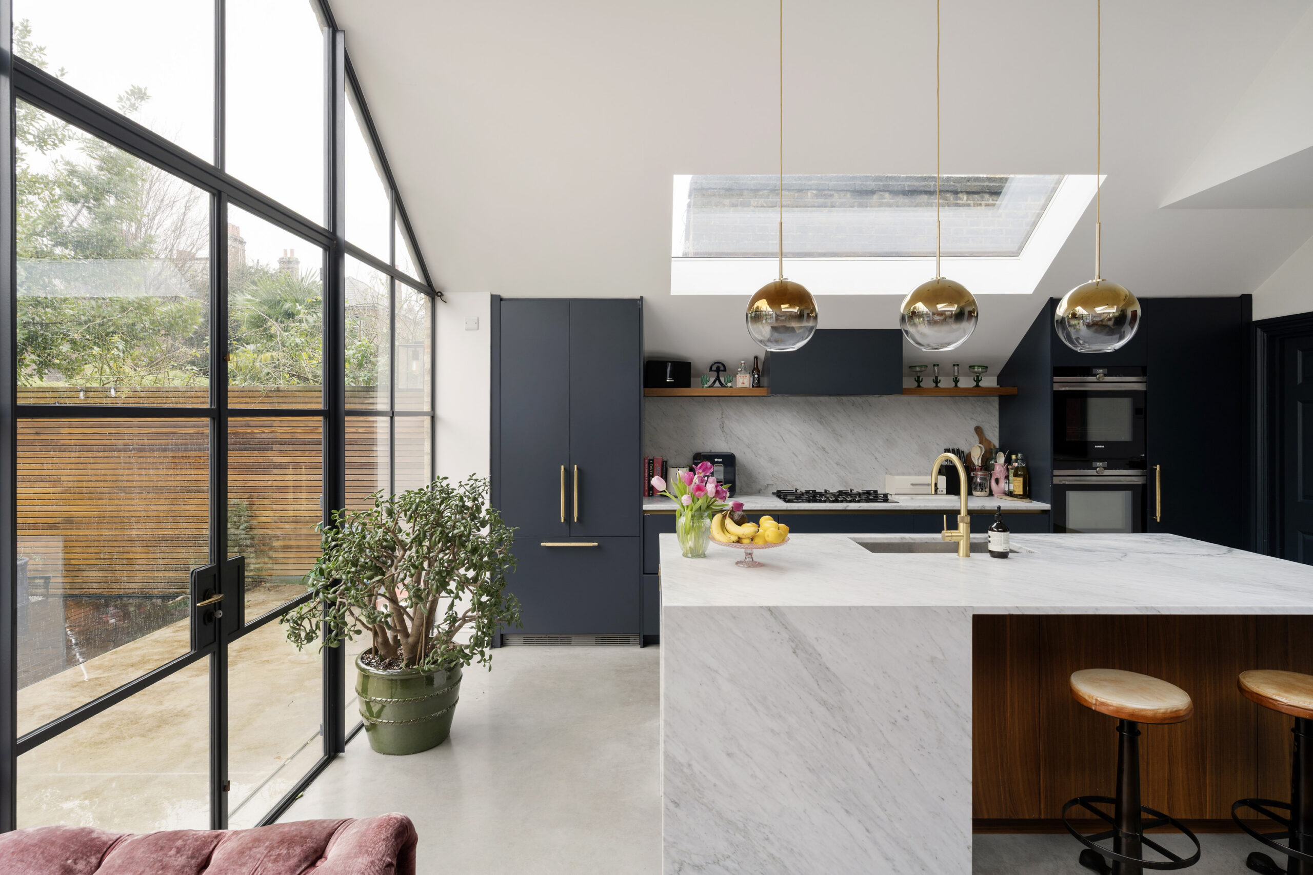 Acton-House-For-Rent-Baldwyn-Gardens-24_Lo