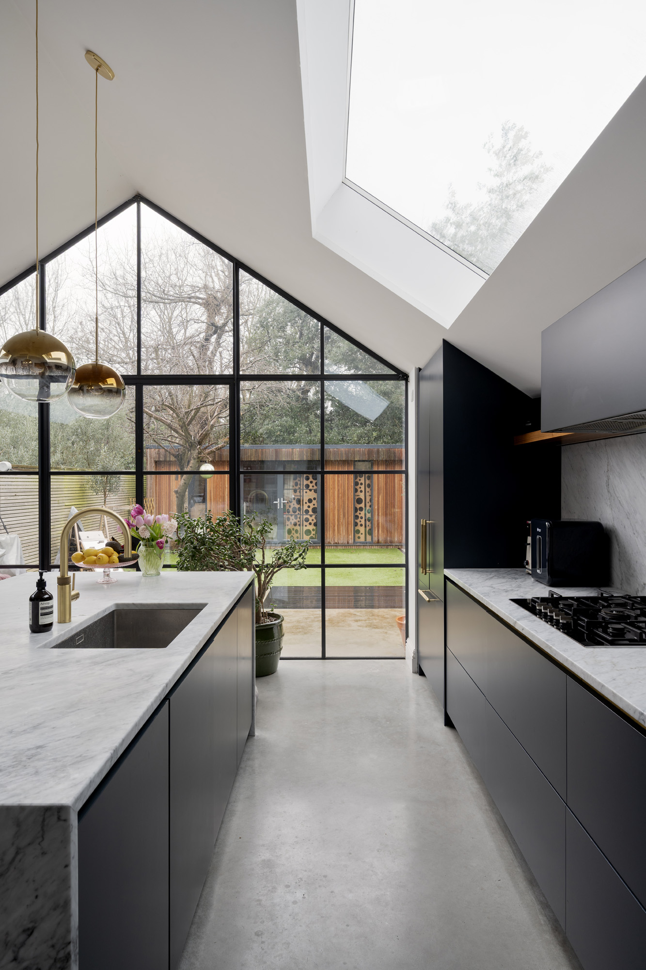 Acton-House-For-Rent-Baldwyn-Gardens-26_Lo