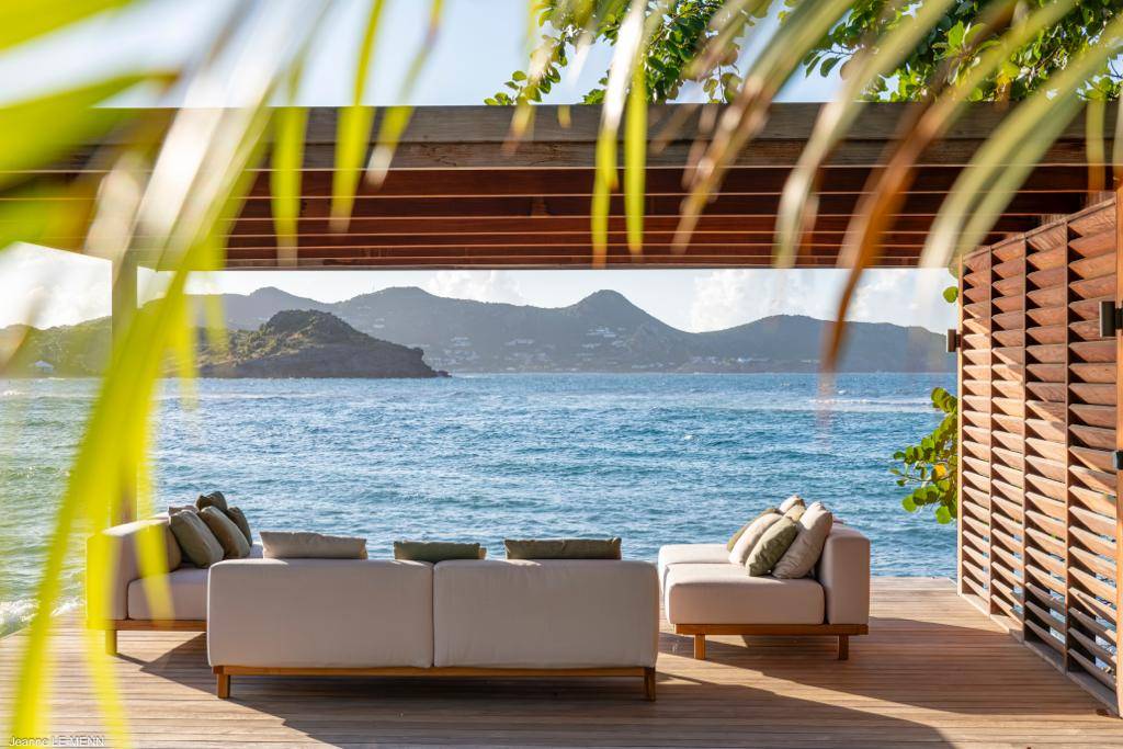 Barnes-International-Domus-Nova-St-Barths-beachfront-villa-for-sale