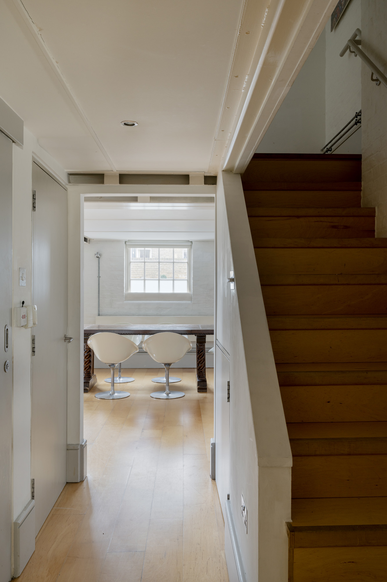 Battersea-Apartment-For-Rent-Old-Chesterton-Building-14_Lo