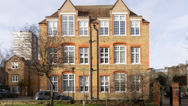 Battersea-Apartment-For-Rent-Old-Chesterton-Building-1_Lo