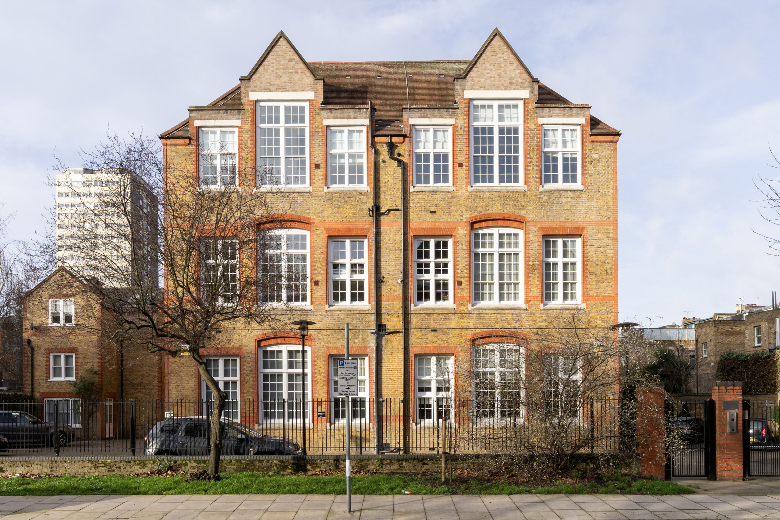 Battersea-Apartment-For-Rent-Old-Chesterton-Building-1_Lo
