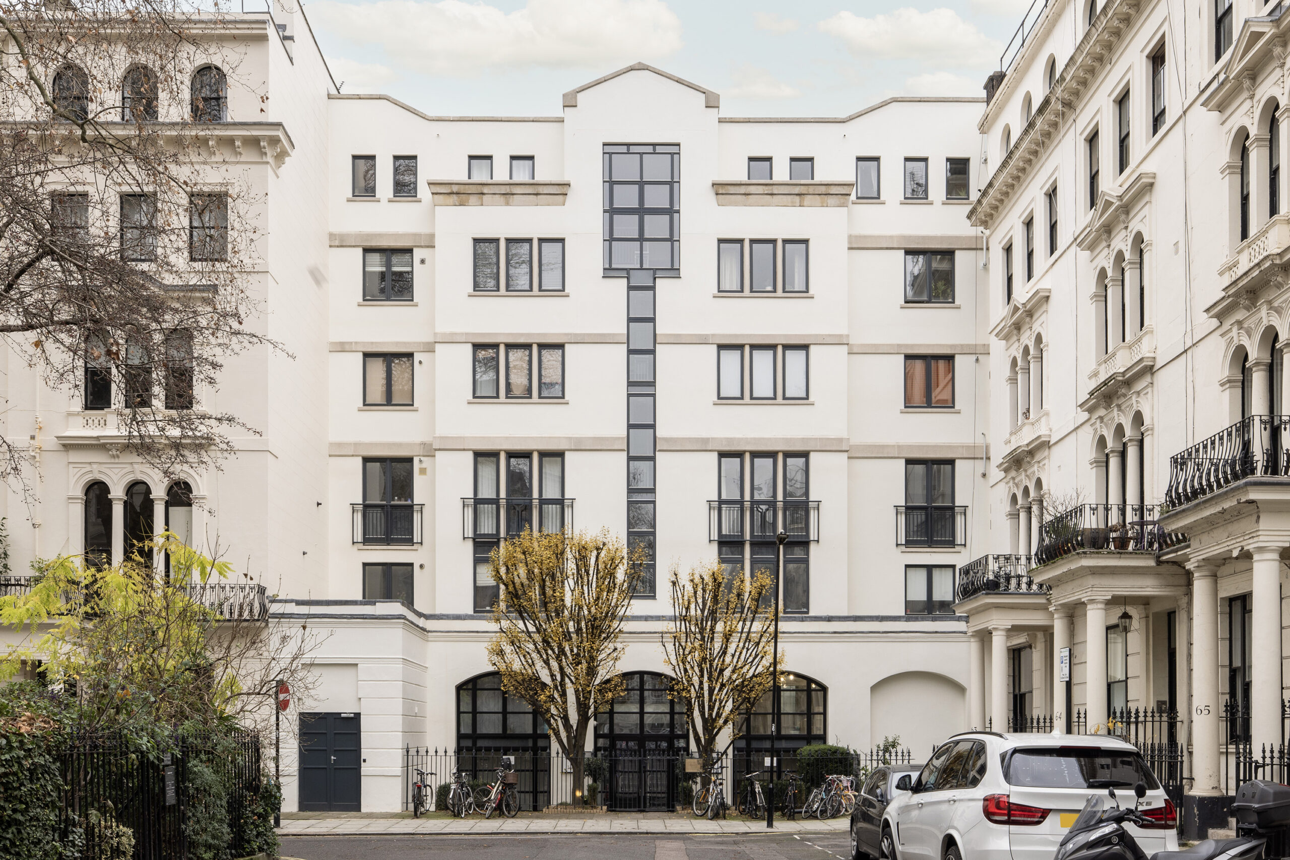 Bayswater-Apartment-For-Rent-Kensington-Gardens-Square-16_Lo