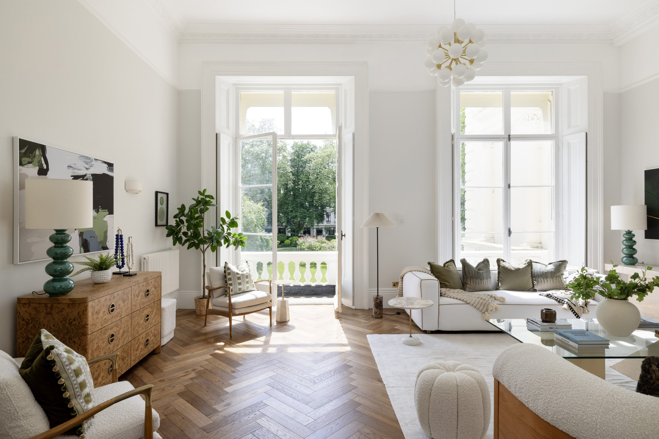 Bayswater-Apartment-For-Sale-Cleveland-Square-1_Lo