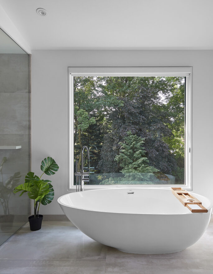 Bathroom by Ciarcelluti Mathers Architecture