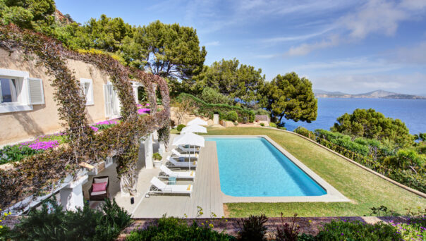 Frontline seaview Ibiza villa in Es Cubells