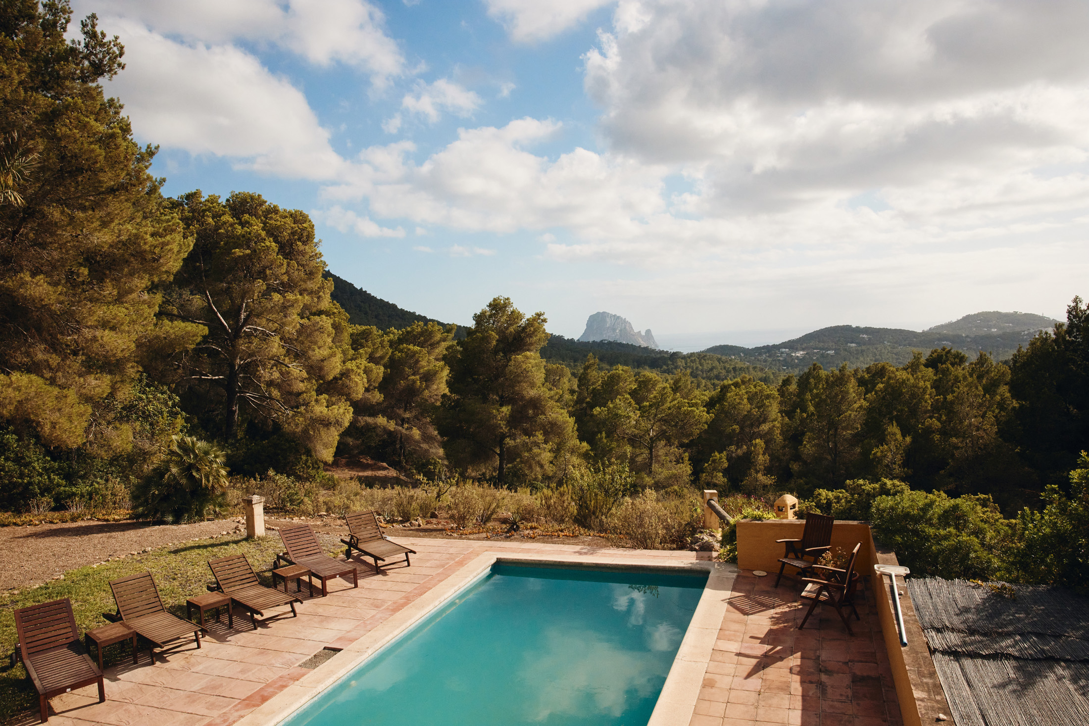 Vista de la piscina de Es Vedra en Casa Monala Ibiza