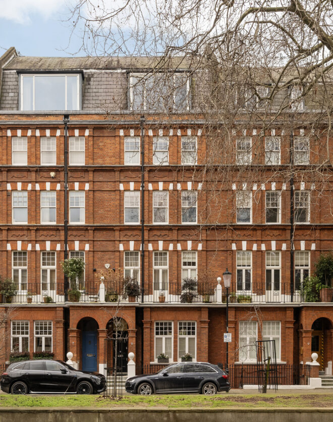 Chelsea-Apartment-For-Sale-Cheyne-Gardens-40_Lo_