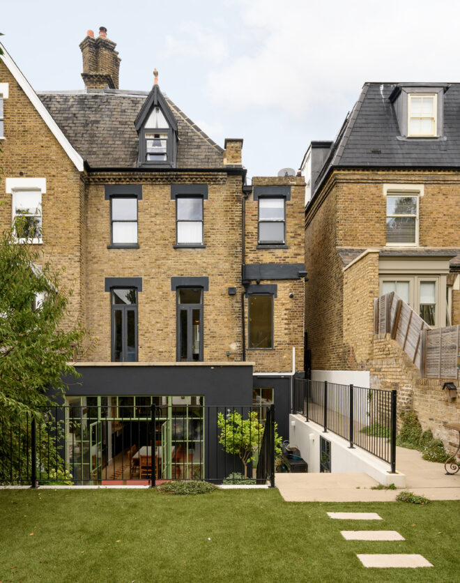 Chiswick-House-For-Sale-Grove-Park-Terrace-7_Lo