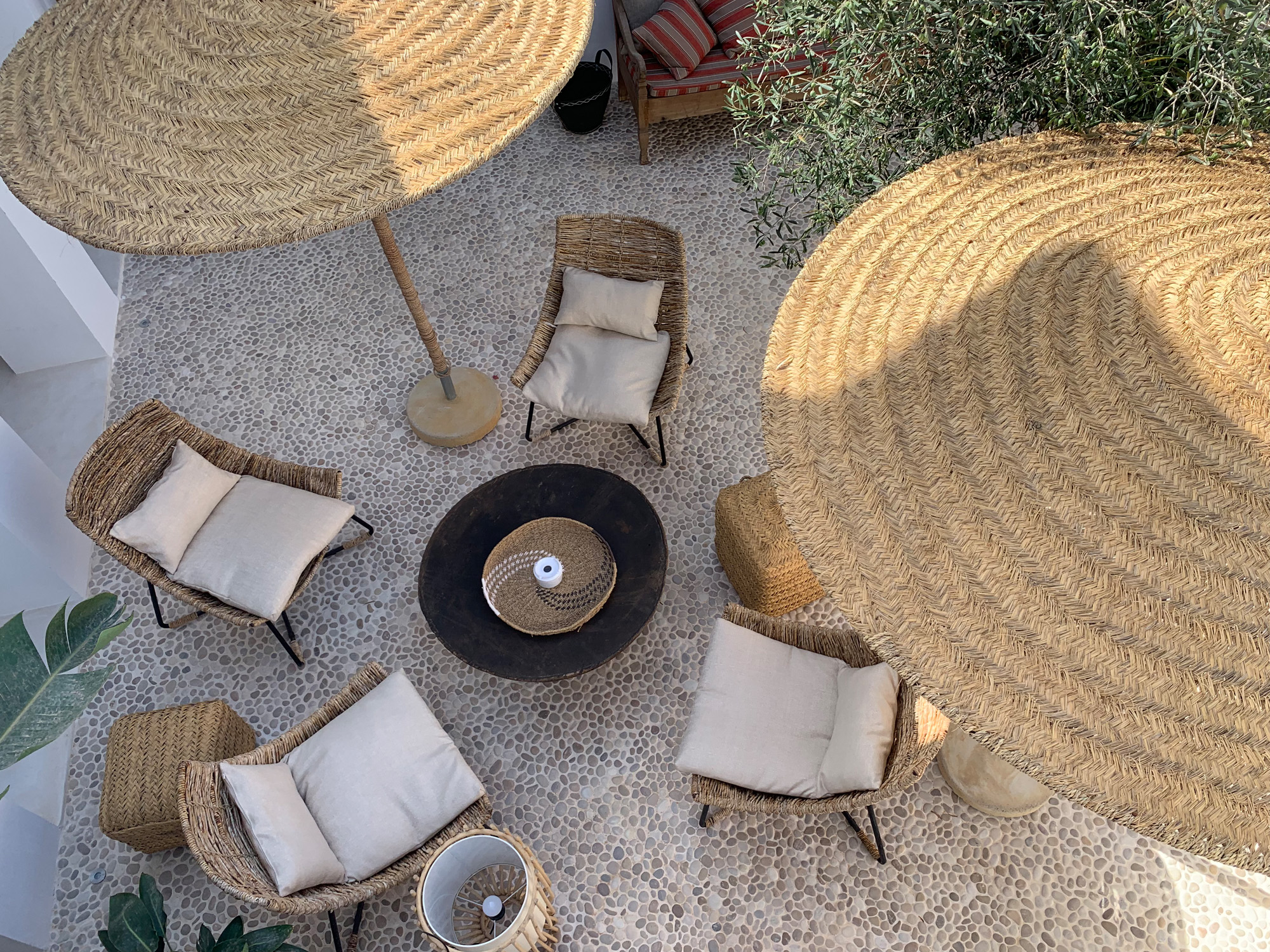 Outdoors Seating by Clarisse Grumbach-Palme