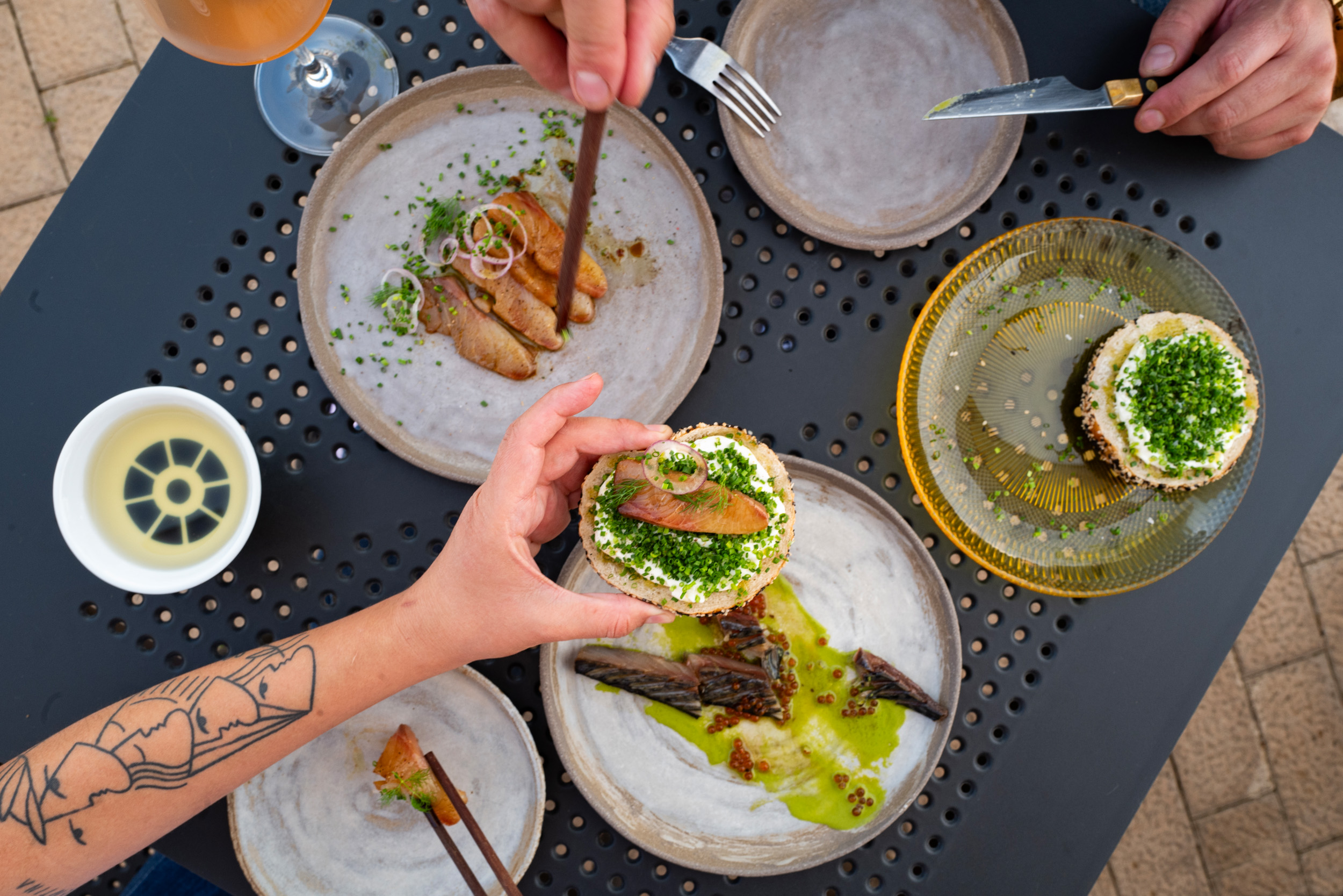 DN-Central-Ibiza-Area-Guide-Best-Restaurants-Santa-G-Bagel-House (9)