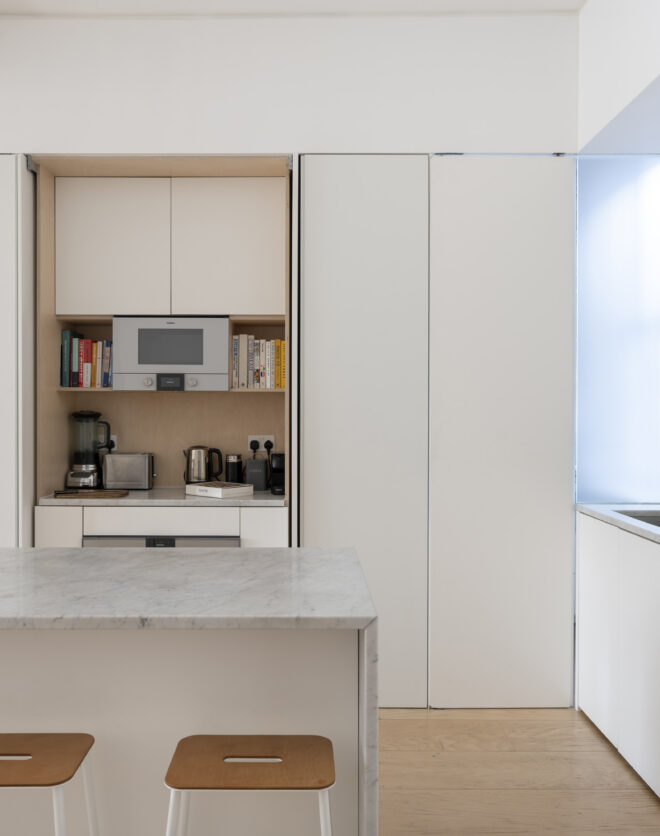 DN-Chelsea-Apartment-For-Sale-Carlyle-Mansions-23_Lo