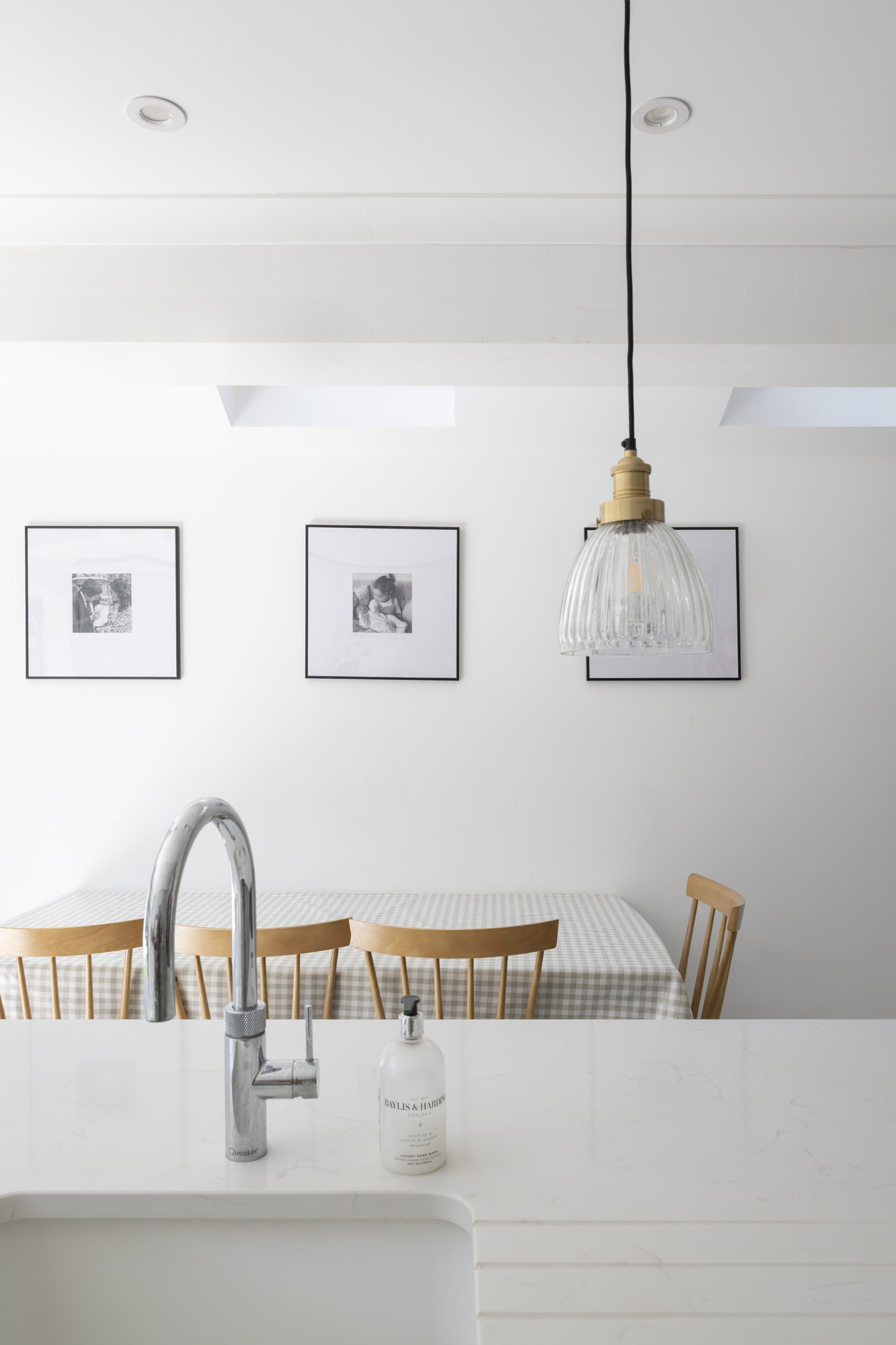 DN-Chiswick-House-For_Rent-Swanscombe-Road-3_Lo