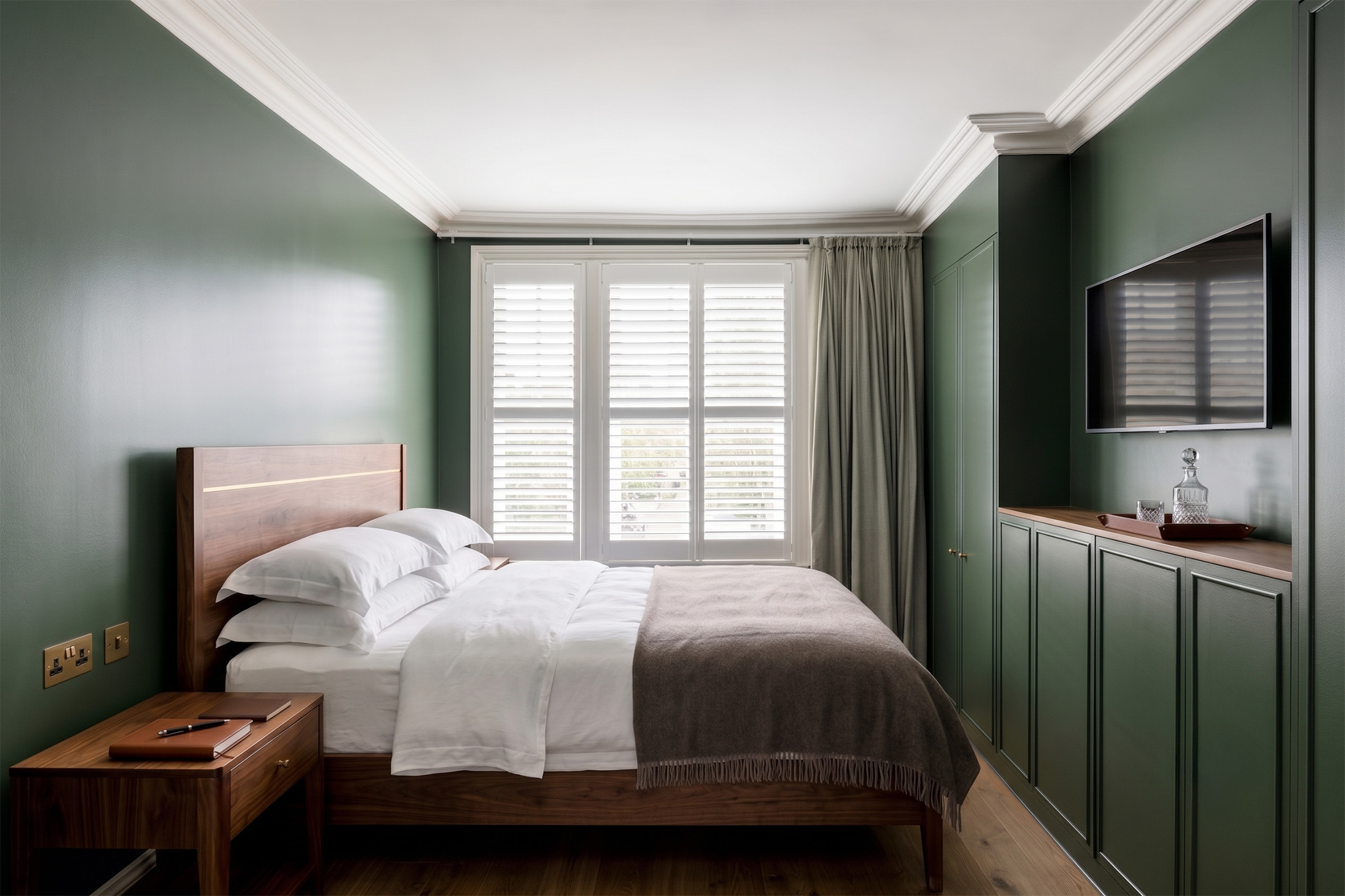 DN-House-For-Rent-London-Summerfield-Avenue.jpg5