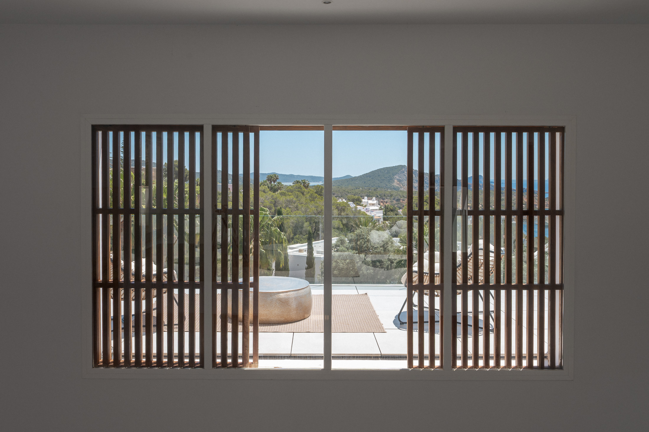 DN-Ibiza-Luxury-Villa-For-Rent-Can-Santos (1)