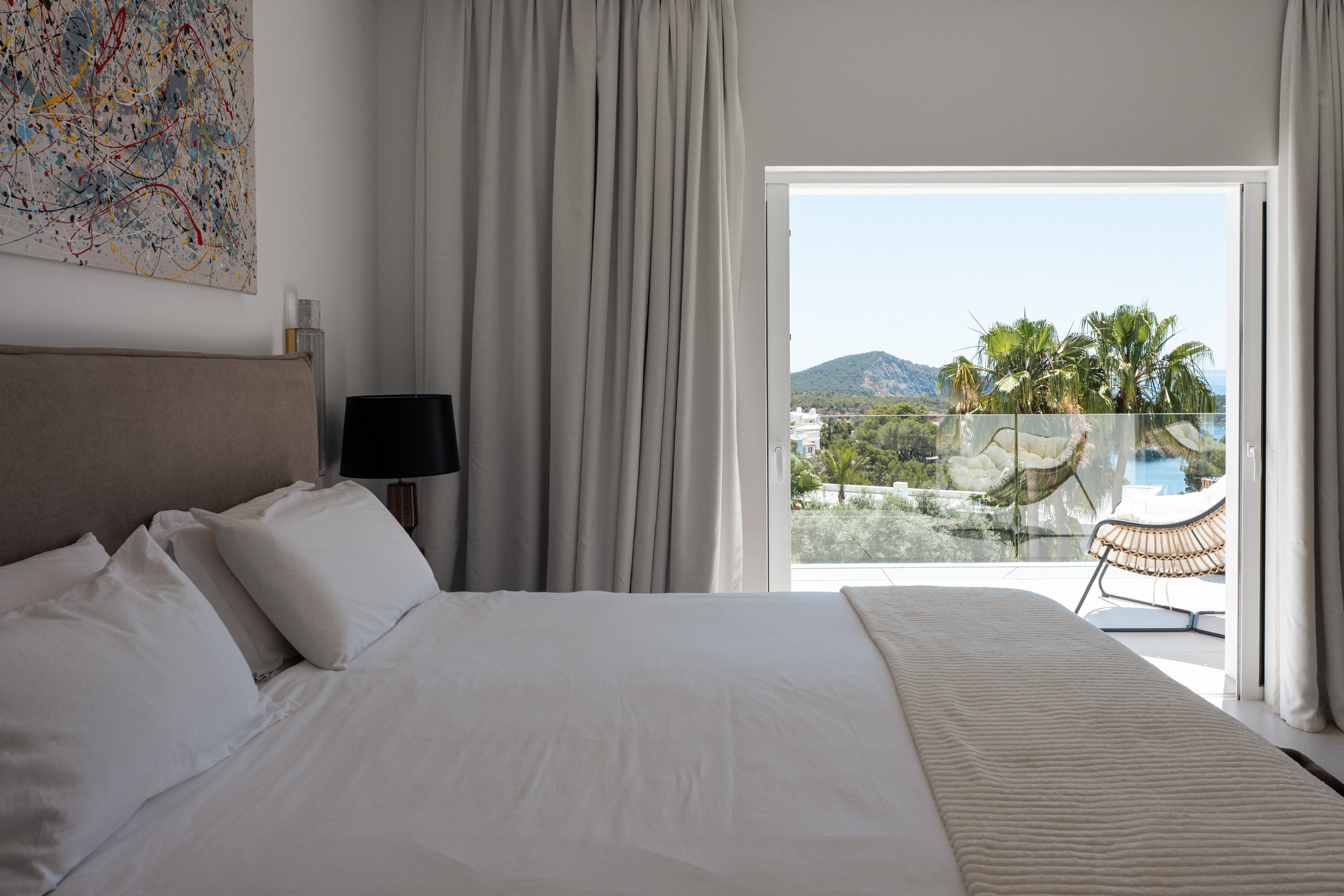 DN-Ibiza-Luxury-Villa-For-Rent-Can-Santos (2)