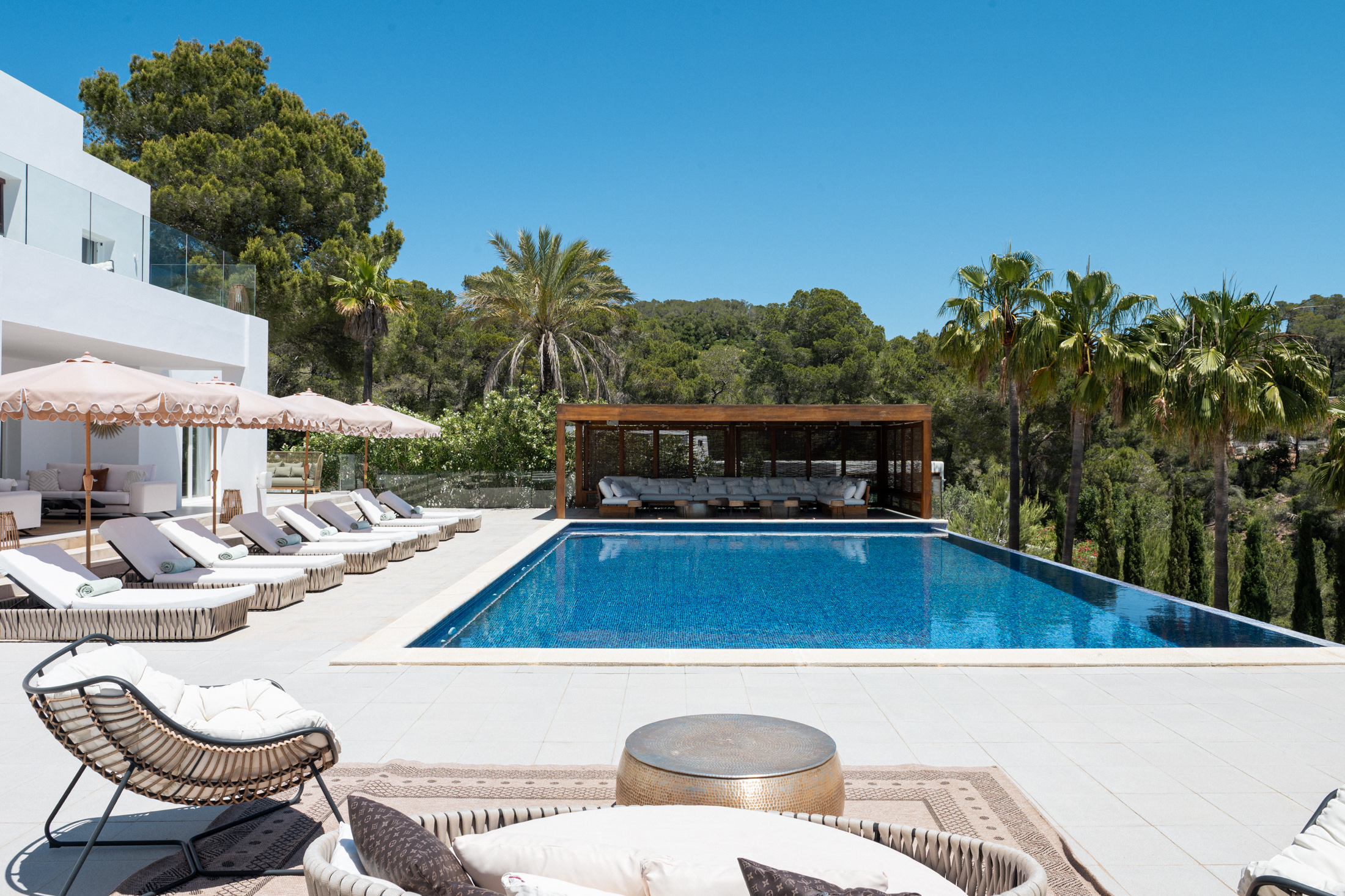 DN-Ibiza-Luxury-Villa-For-Rent-Can-Santos (32)