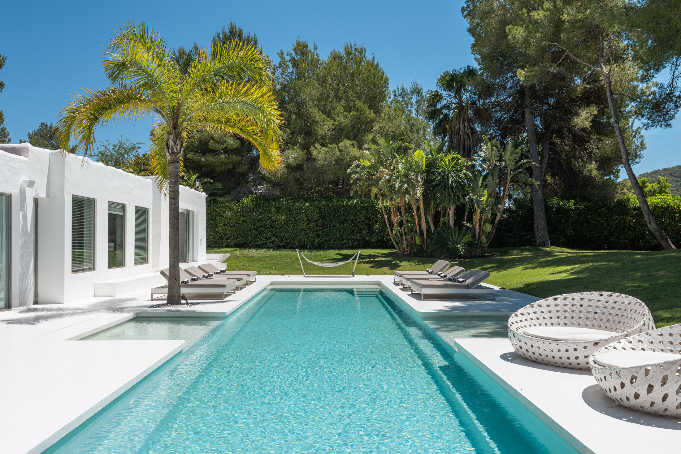 DN-Ibiza-Luxury-Villa-For-Rent-Can-Sonora-South-West (43)