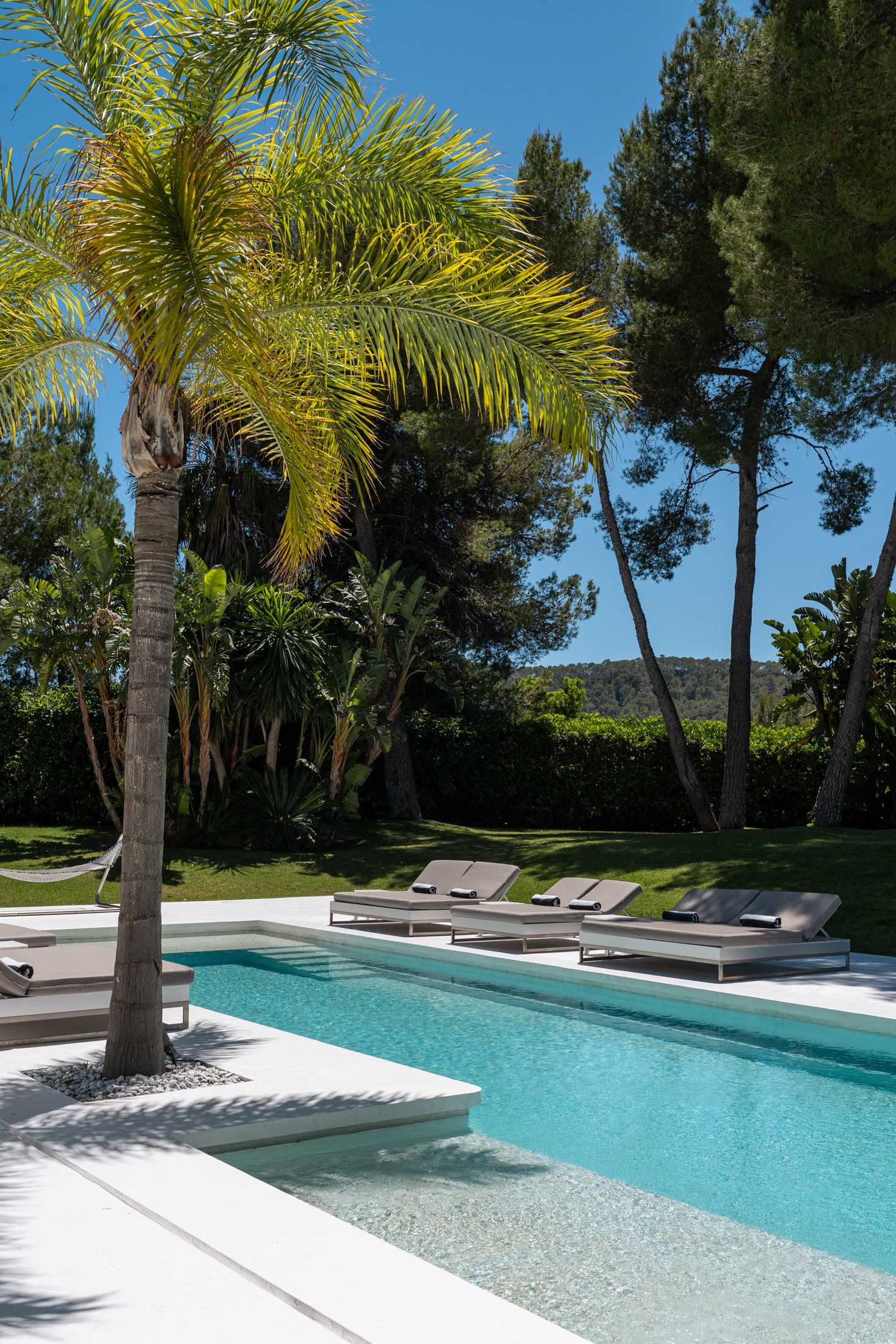 DN-Ibiza-Luxury-Villa-For-Rent-Can-Sonora-South-West (48)