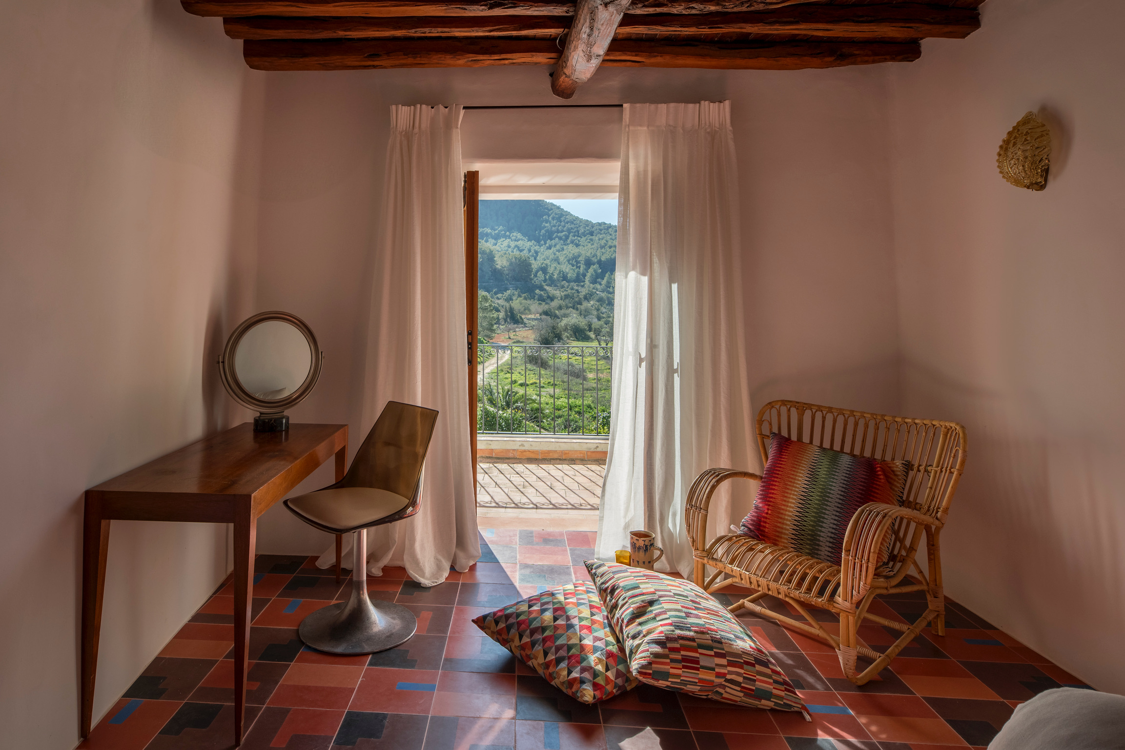 DN-Ibiza-Luxury-Villa-For-Sale-Can-Jurat-South-East (126)