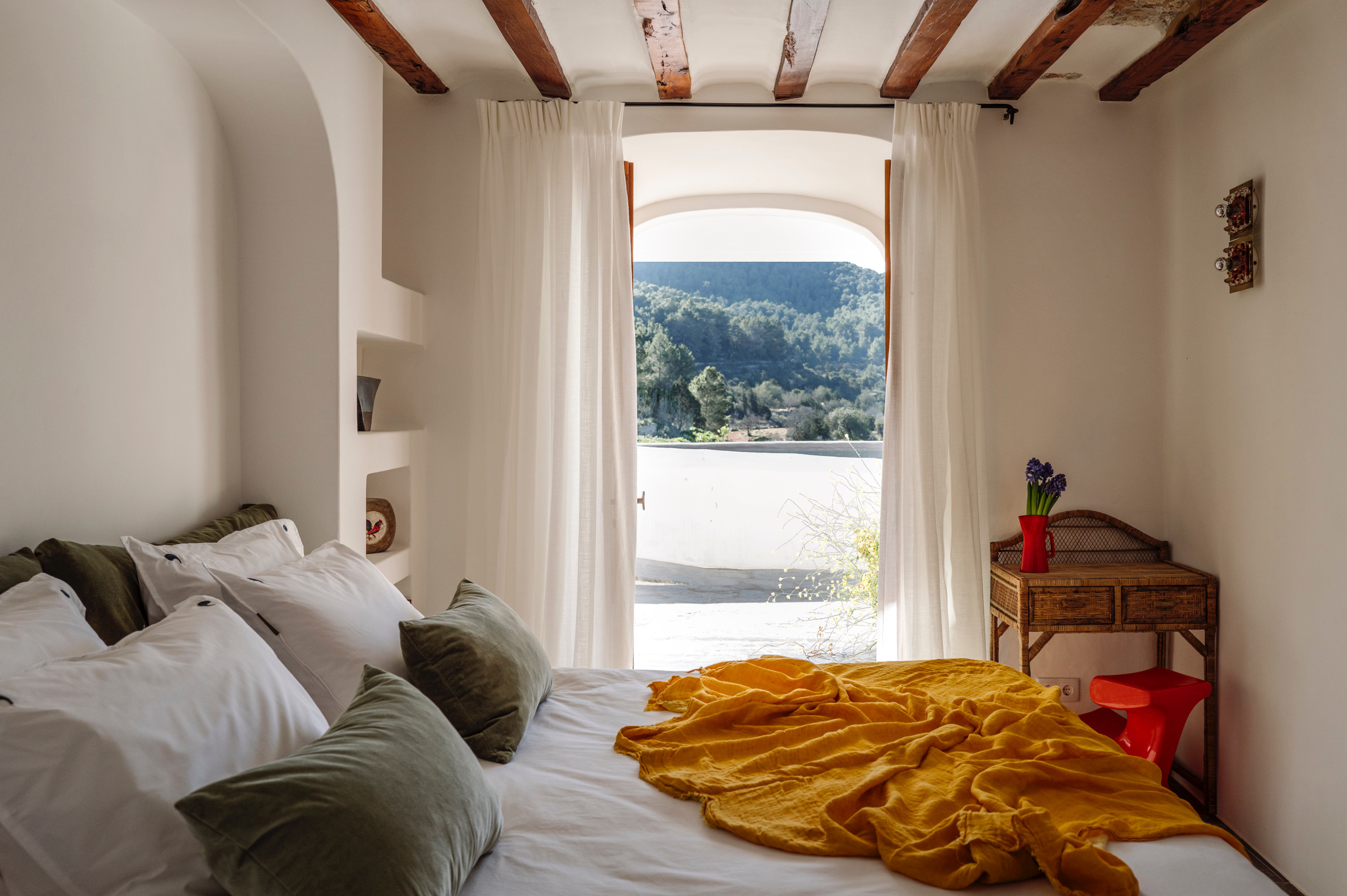 DN-Ibiza-Luxury-Villa-For-Sale-Can-Jurat-South-East (73)