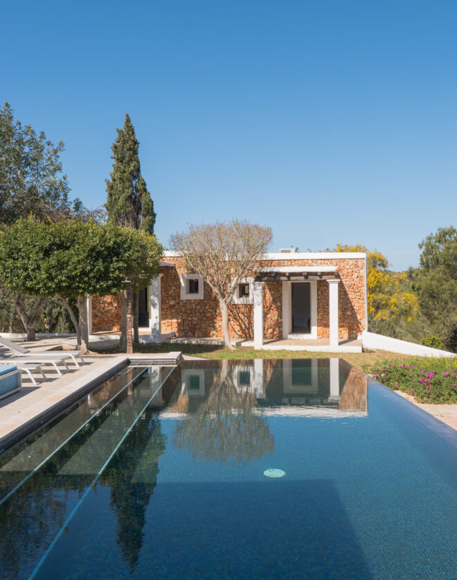 DN-Ibiza-Luxury-Villa-For-Sale-Finca-Jardin-Cala-Llonga (1)