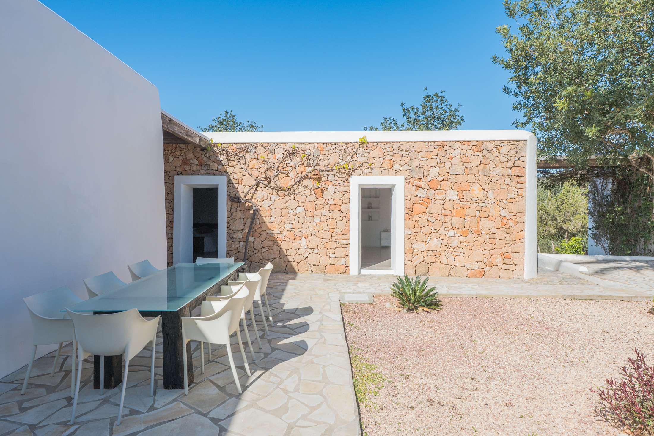 DN-Ibiza-Luxury-Villa-For-Sale-Finca-Jardin-Cala-Llonga (55)