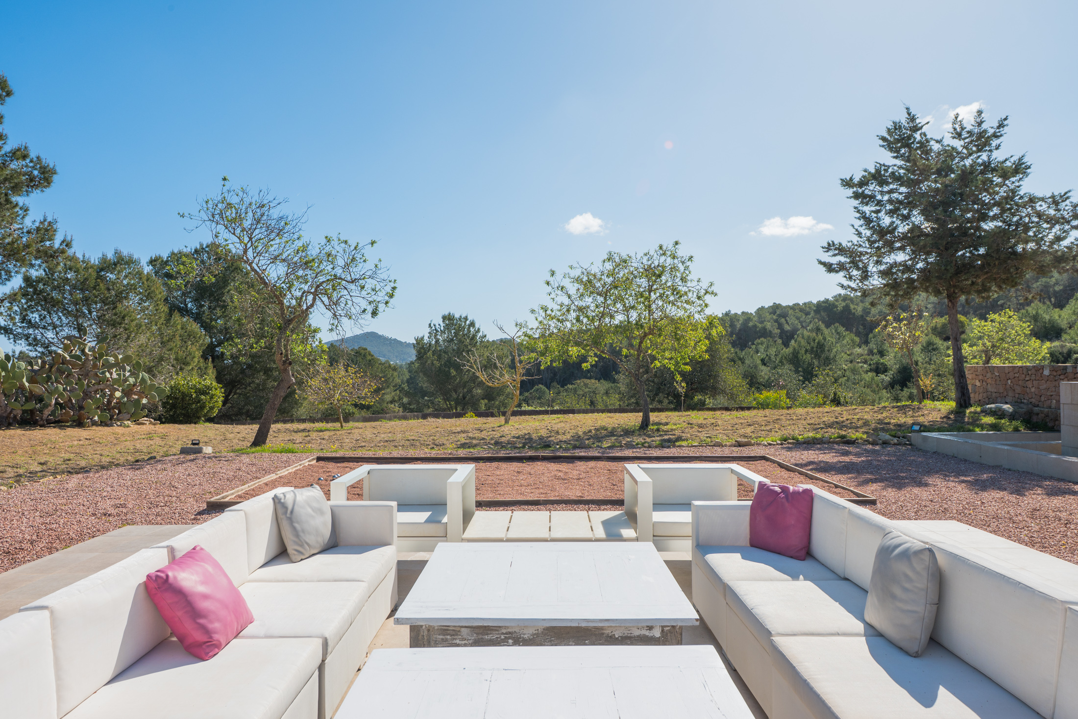 DN-Ibiza-Luxury-Villa-For-Sale-Finca-Jardin-Cala-Llonga (7)