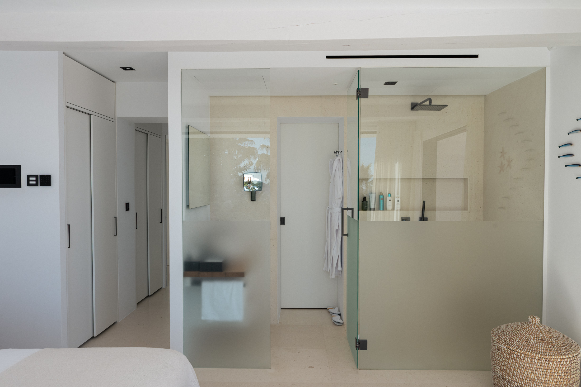 DN-Ibiza-Luxury-Villa-Laguna-For-Rent- South-East (27)
