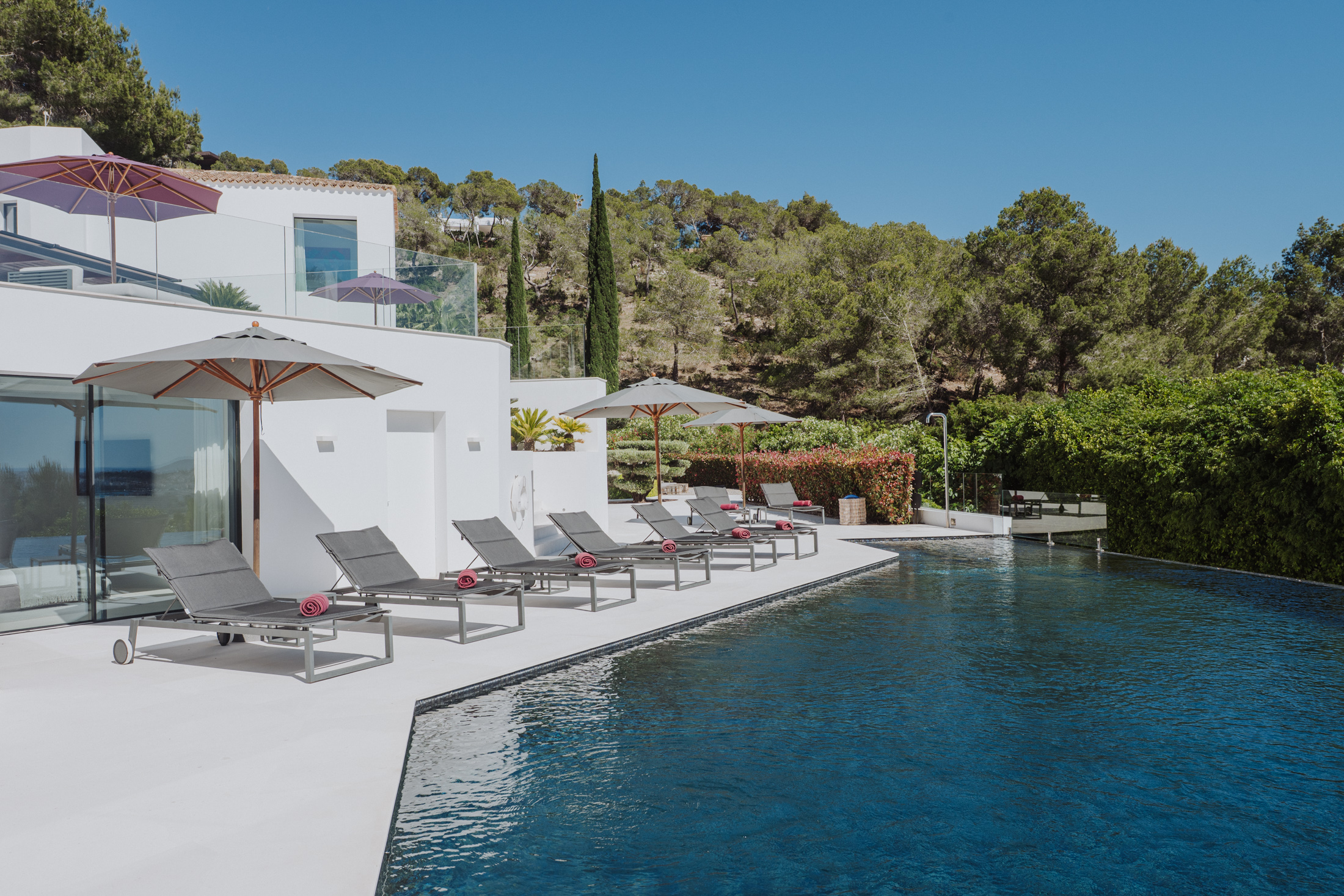 DN-Ibiza-Luxury-Villa-Laguna-For-Rent- South-East (33)