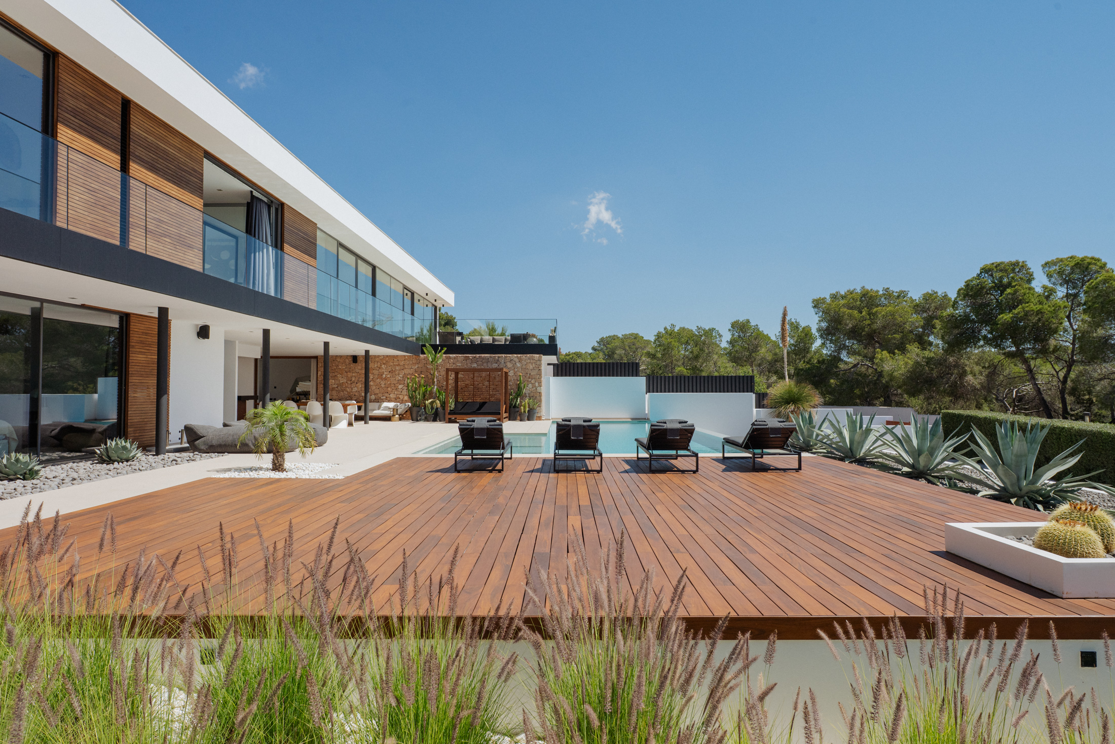DN-Ibiza-Luxury-Villa-Luna-For-Rent-Es-Cubells (30) – Copy