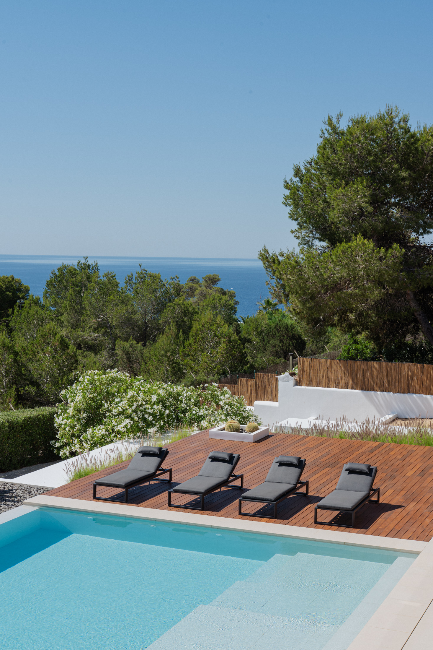 DN-Ibiza-Luxury-Villa-Luna-For-Rent-Es-Cubells (34) – Copy