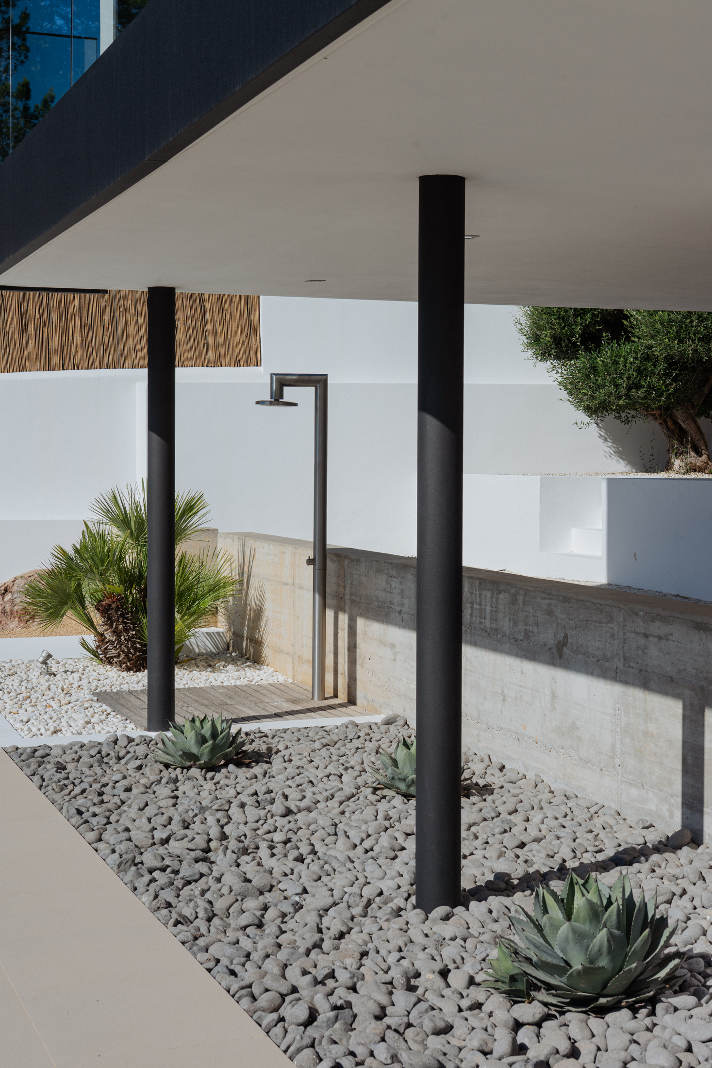 DN-Ibiza-Luxury-Villa-Luna-For-Rent-Es-Cubells (40)