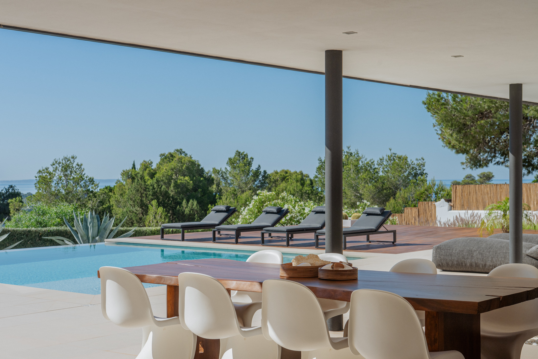 DN-Ibiza-Luxury-Villa-Luna-For-Rent-Es-Cubells (45)