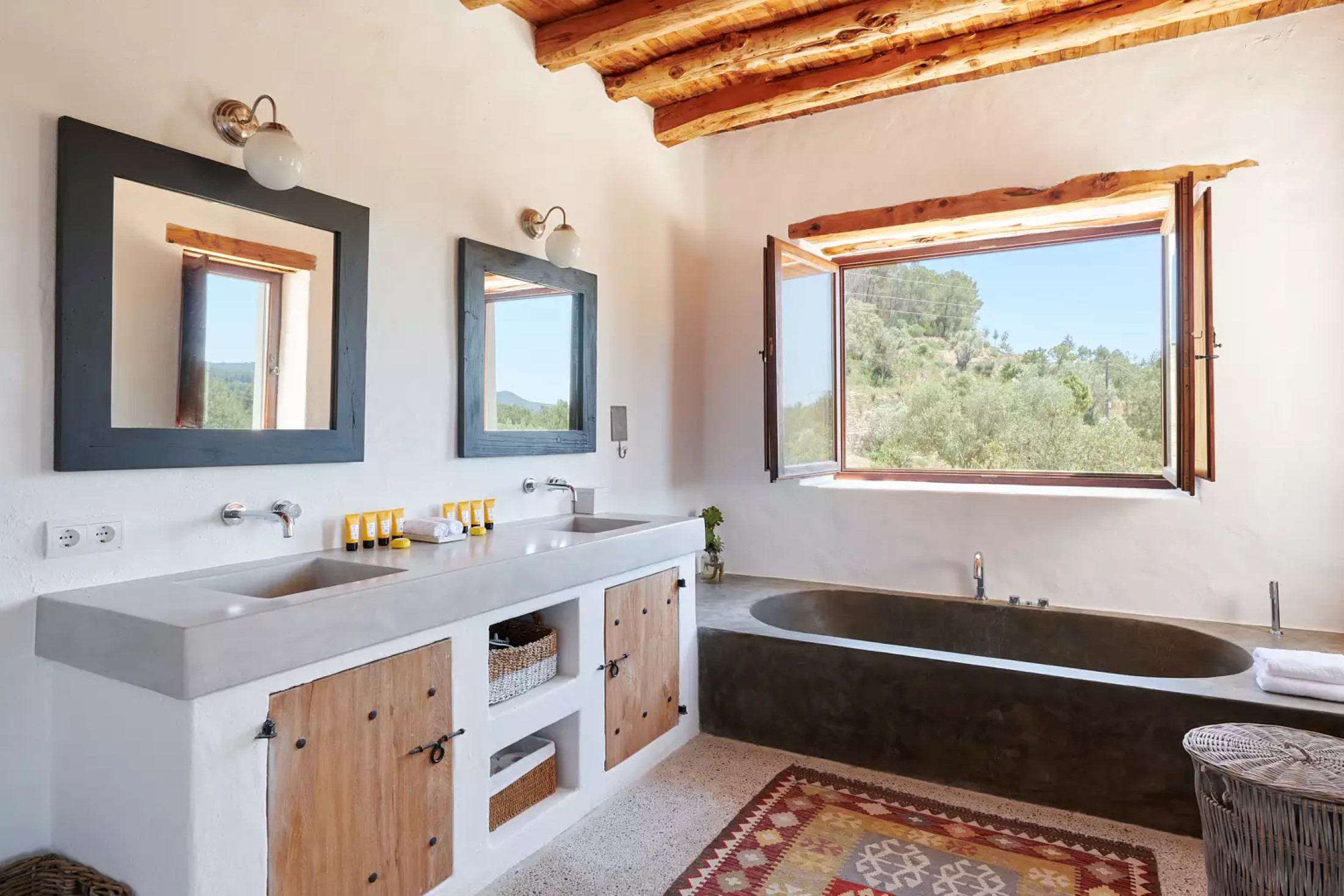 DN-Ibiza-Villa-For-Rent-Casa-Paloma (39)