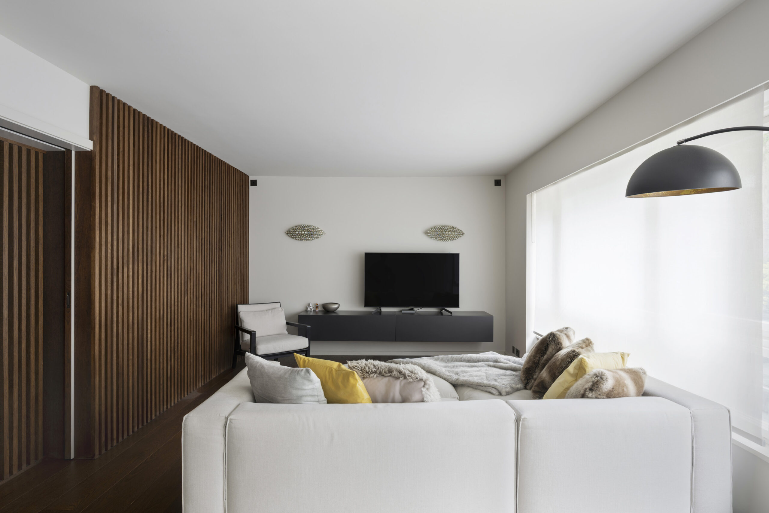 DN-Knightsbridge-Apartment-For-Rent-Rutland-Gate-House-1_Lo