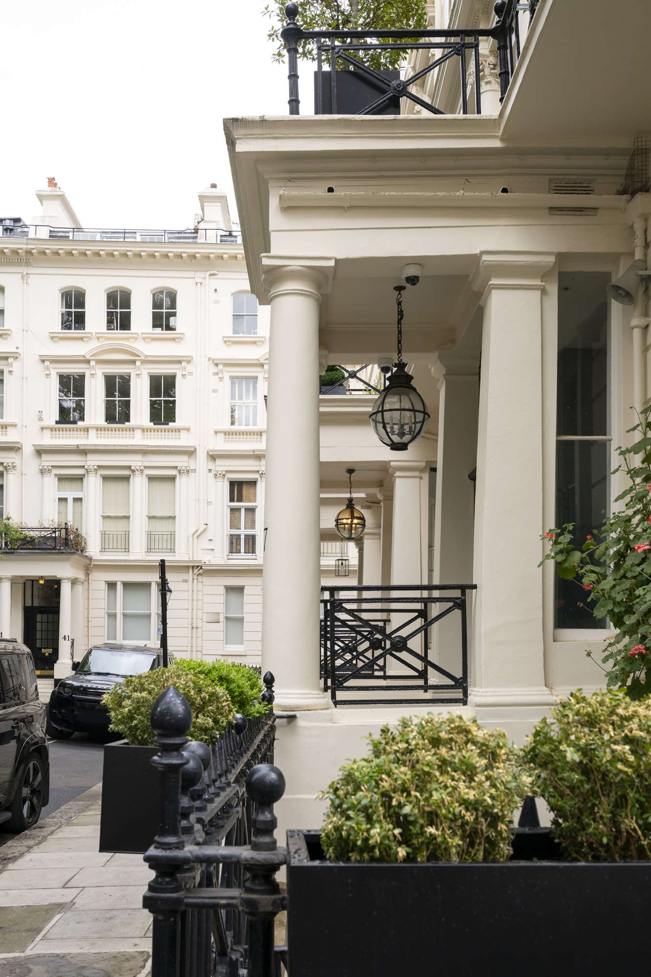 DN-Knightsbridge-Apartment-For-Rent-Rutland-Gate-House-31_Lo