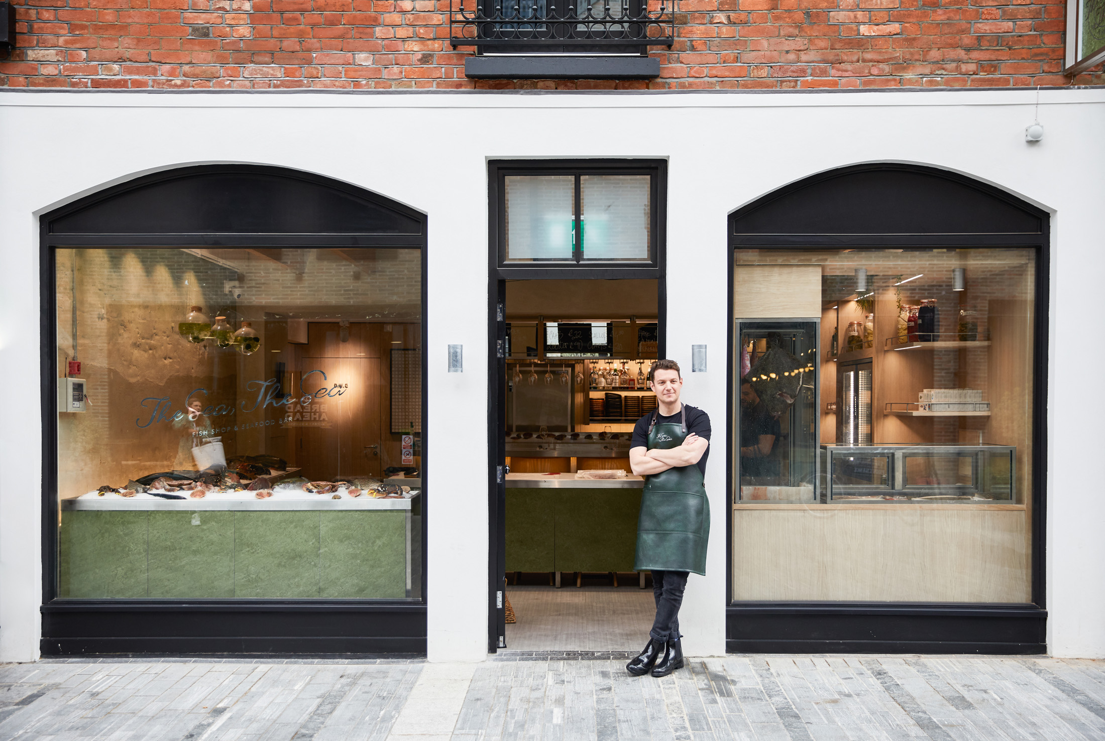 DN-London-Area-Guide-Chelsea-TheSea-Helen-Cathcart (1)