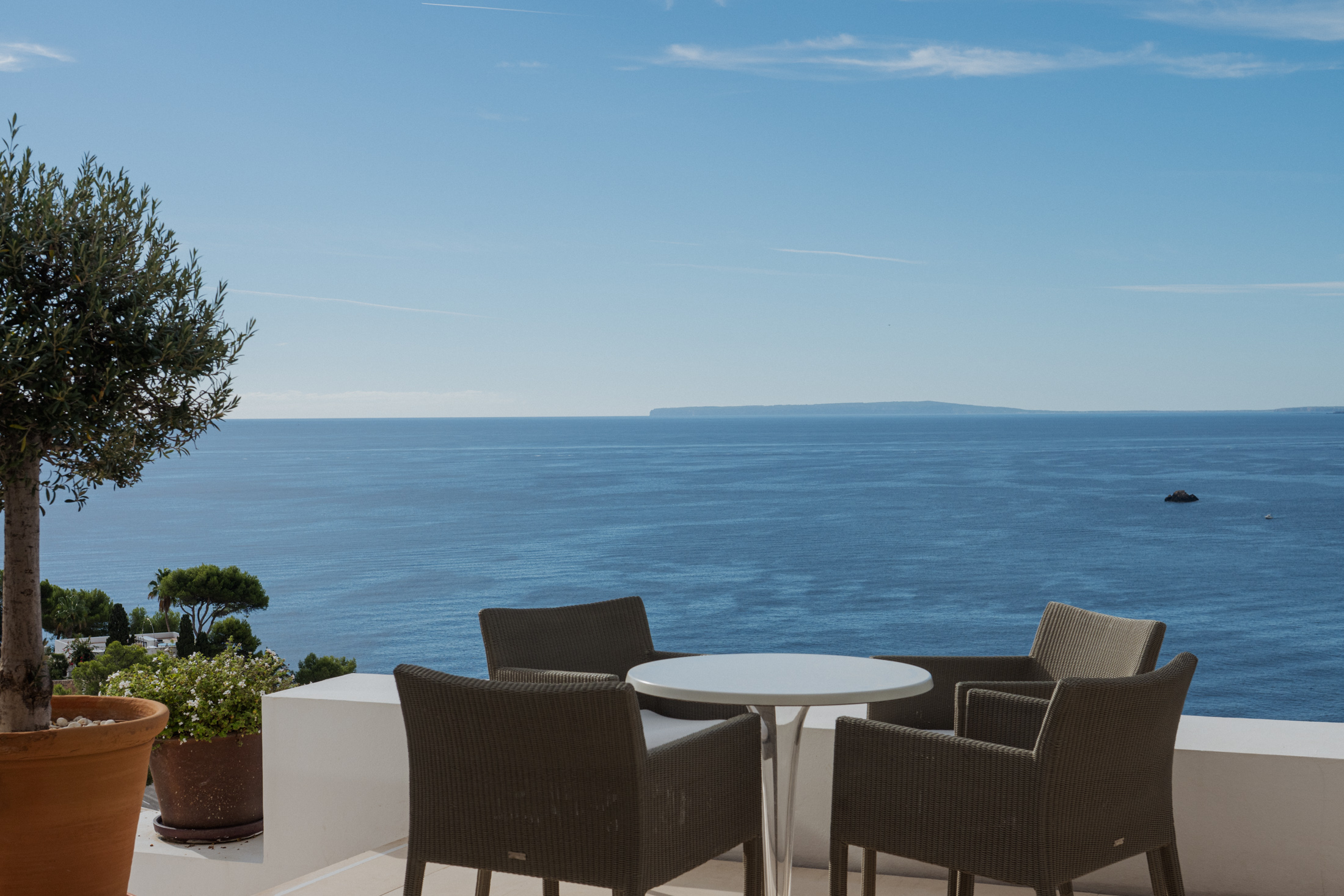 DN-Luxury-Ibiza-Villa-For-Sale-Casa-Mediterraneo-Roca-Llisa (9)