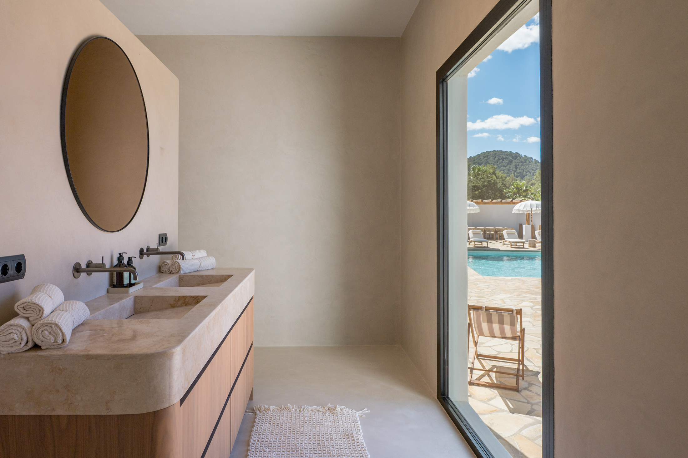 DN-Luxury-Ibiza-Villa-For-Sale-North-East-Coast (11)