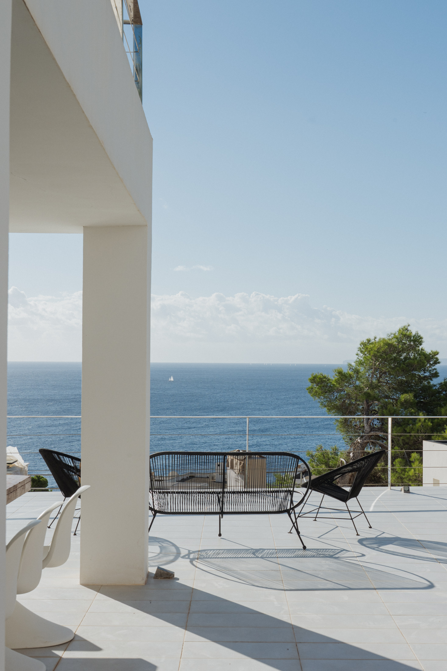 DN-Luxury-Villa-For-Sale-Casa-Art-Roca-Llisa (35)