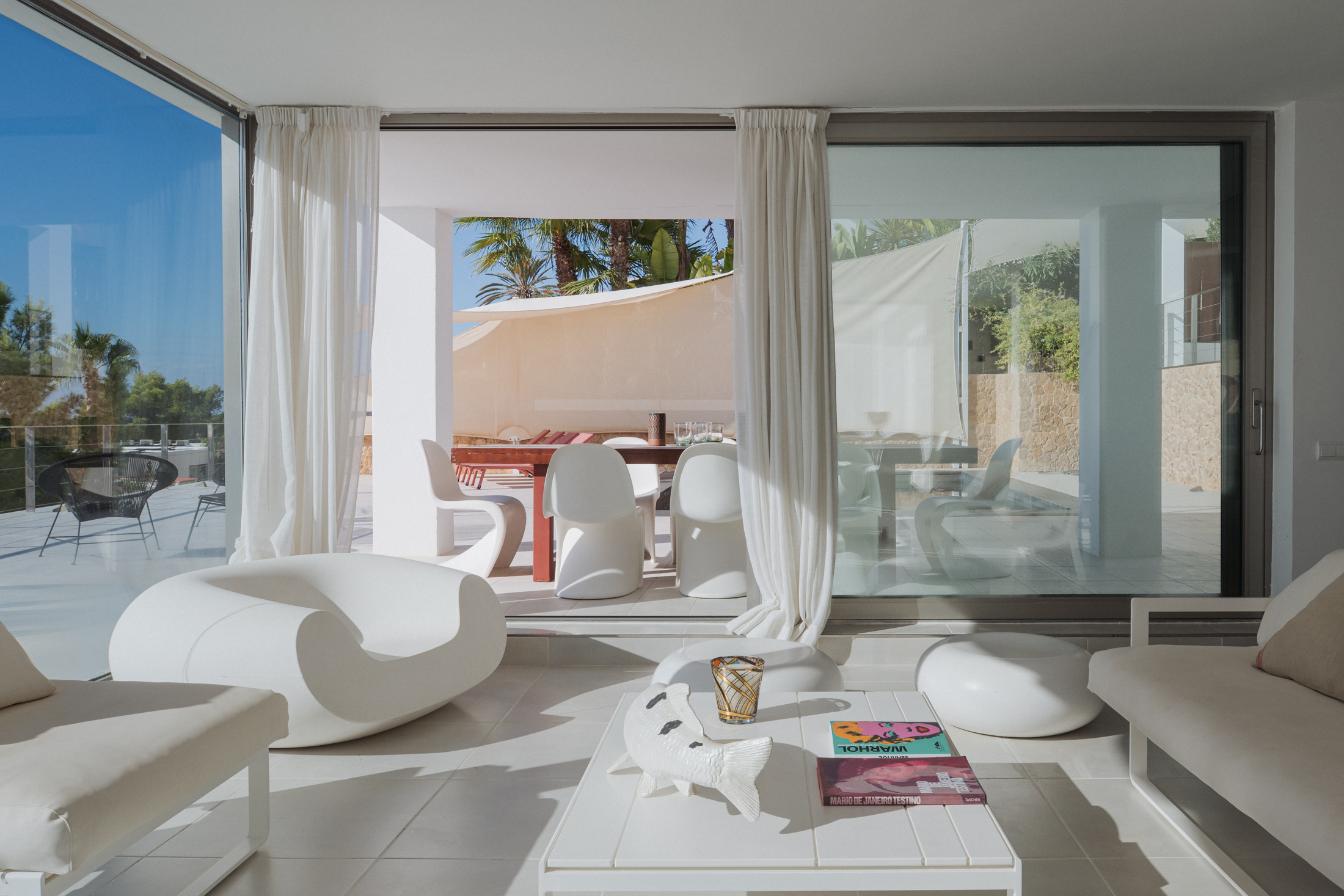 DN-Luxury-Villa-For-Sale-Casa-Art-Roca-Llisa (39)