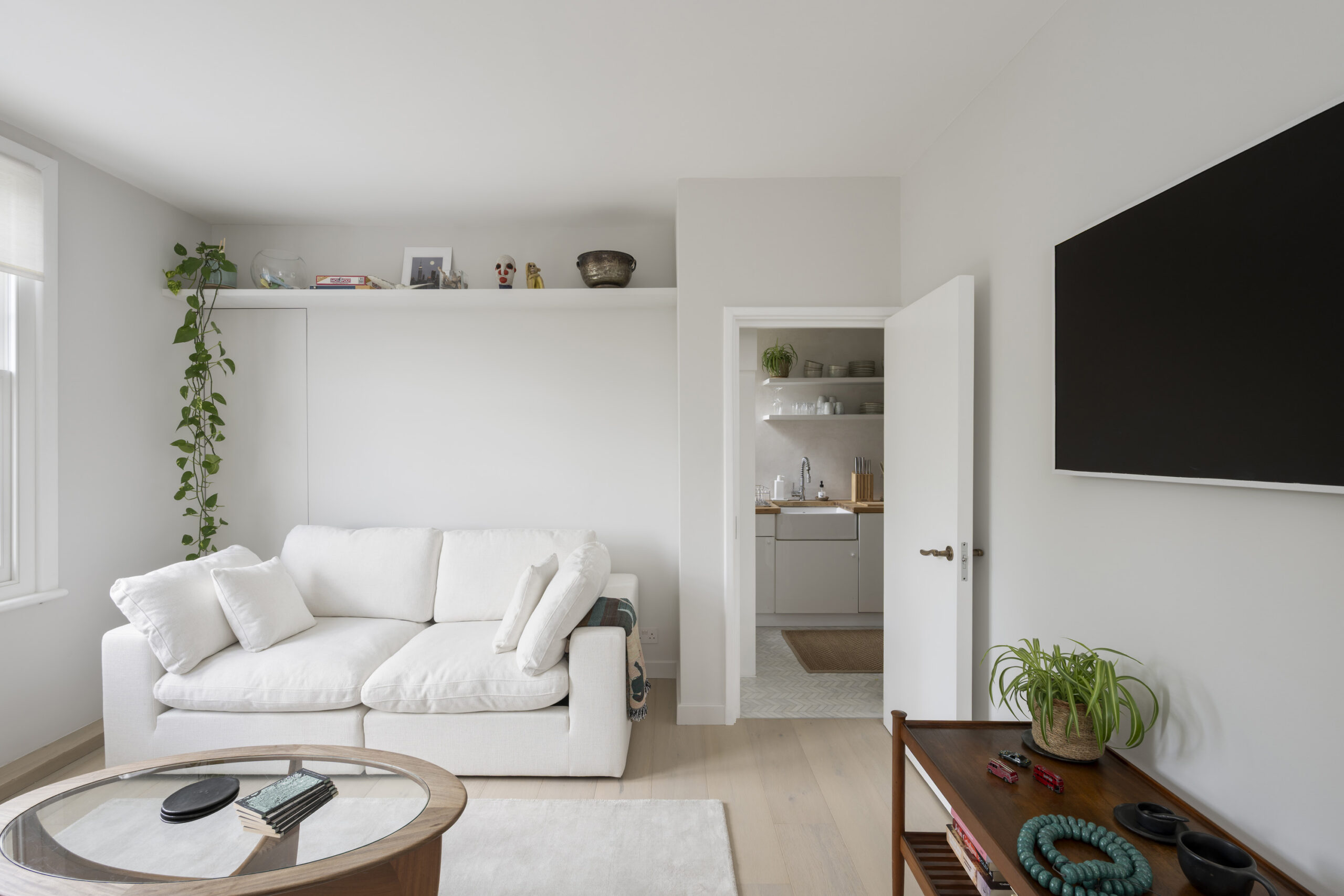 DN-North-Kensington-Flat-For-Rent-Basset-Road-1_Lo (3)