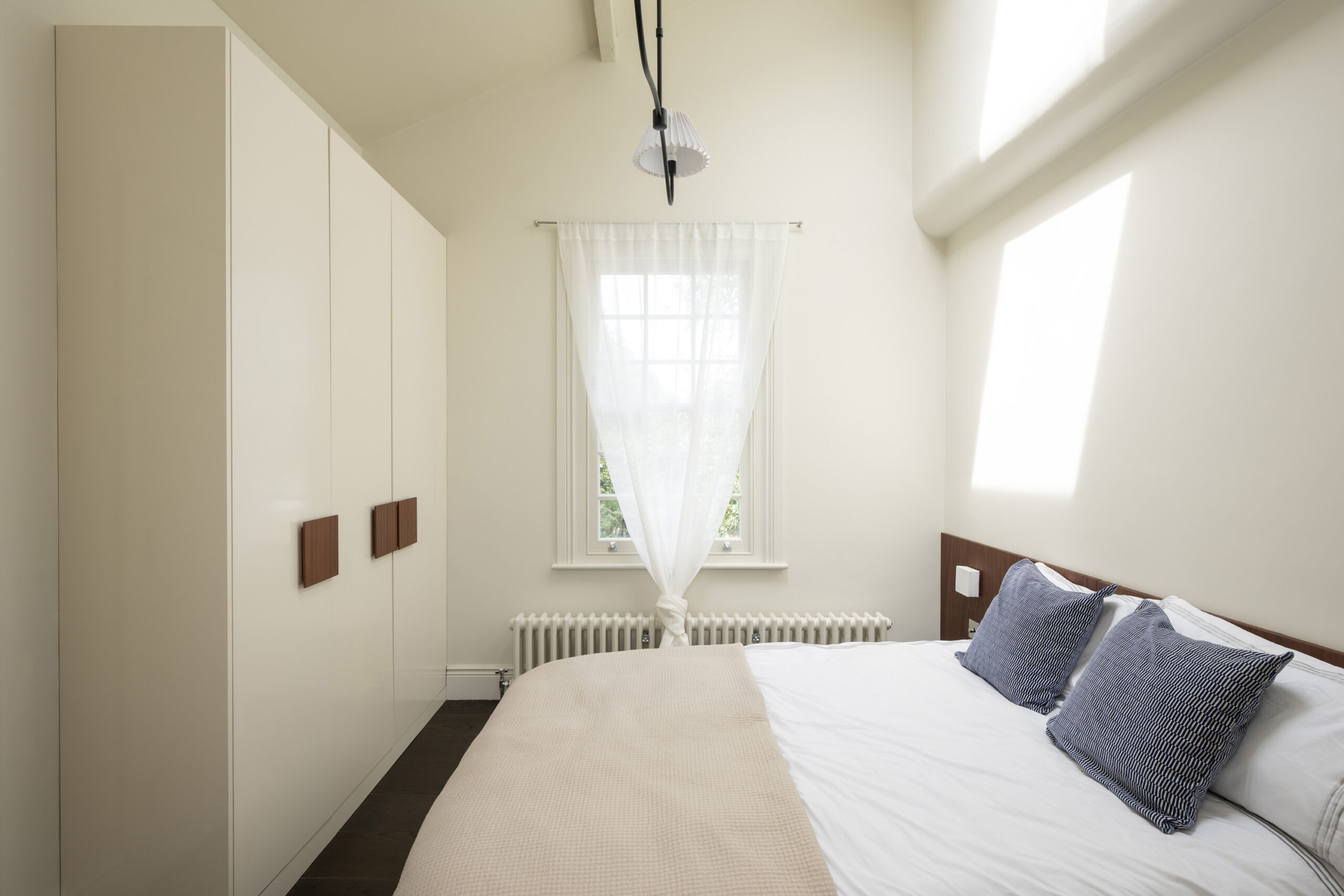 DN-North-Kensington-House-For-Rent-Wilsham-Street-22_Lo