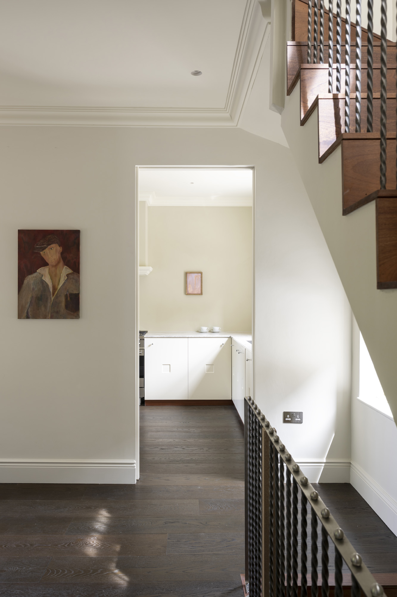 DN-North-Kensington-House-For-Rent-Wilsham-Street-4_Lo