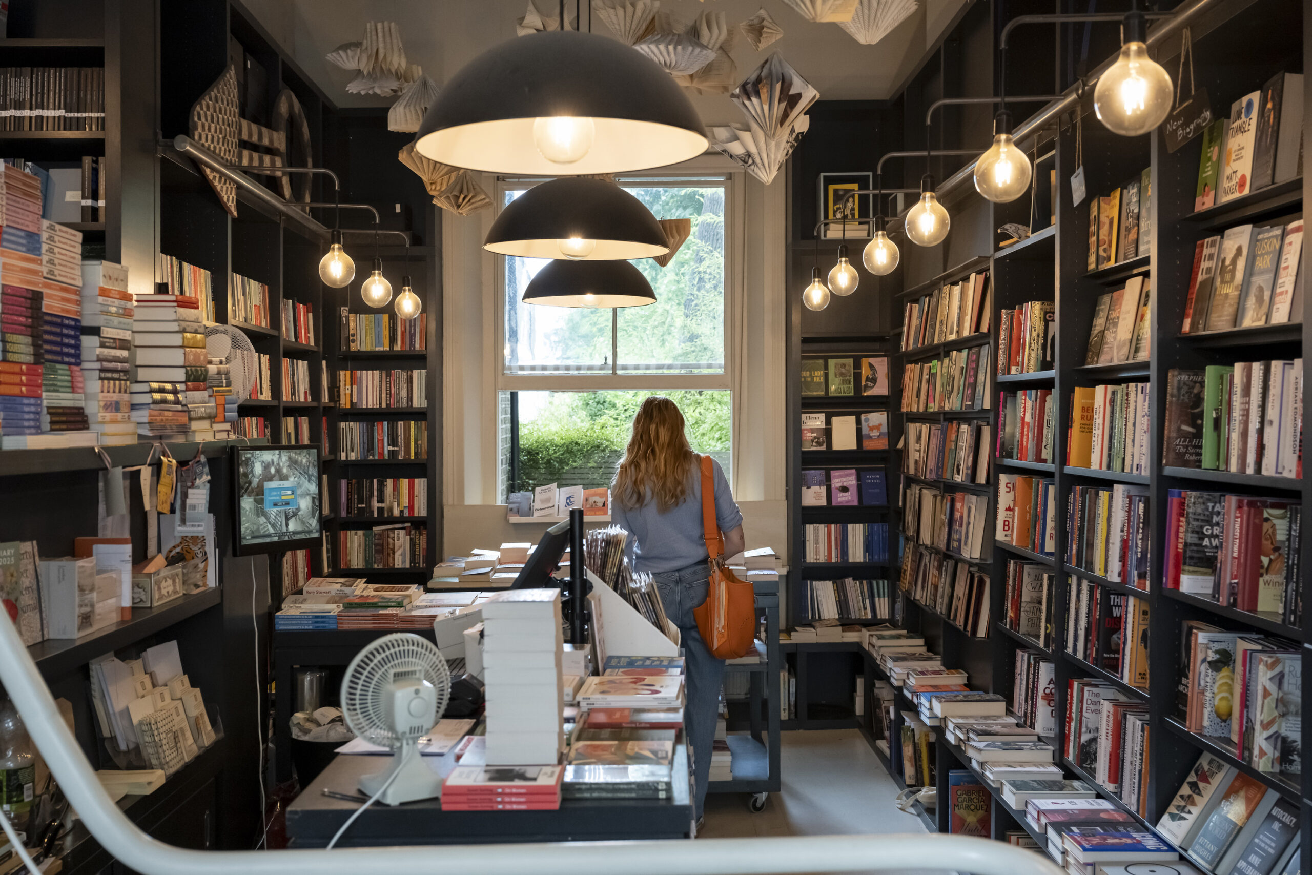 Notting-Hill-Area-Guides-Best-Bookshop-Lutyens-&-Rubenstein (3)