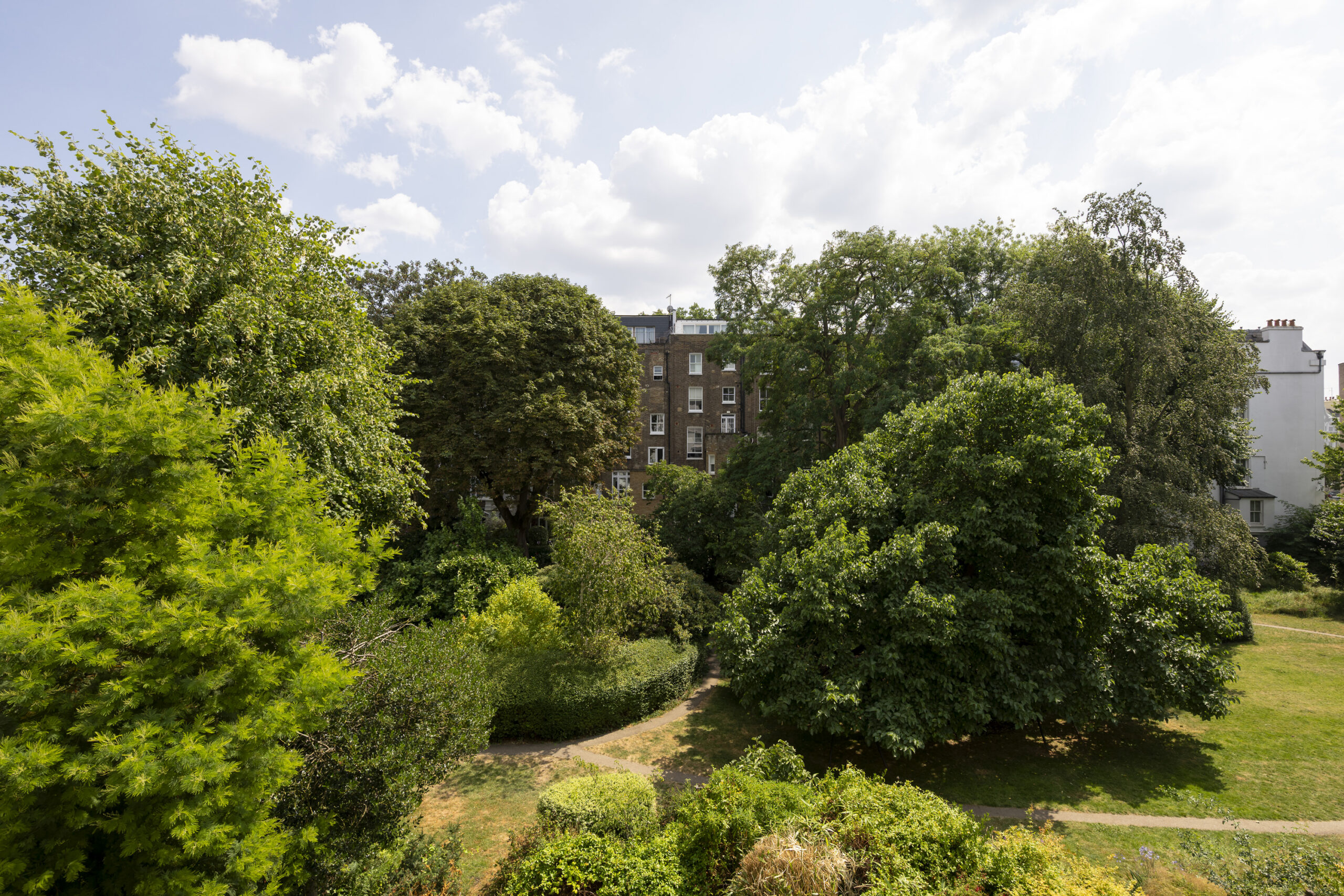 DN-Notting-Hill-Flat-For-Rent-Elgin-Crescent-24_Lo