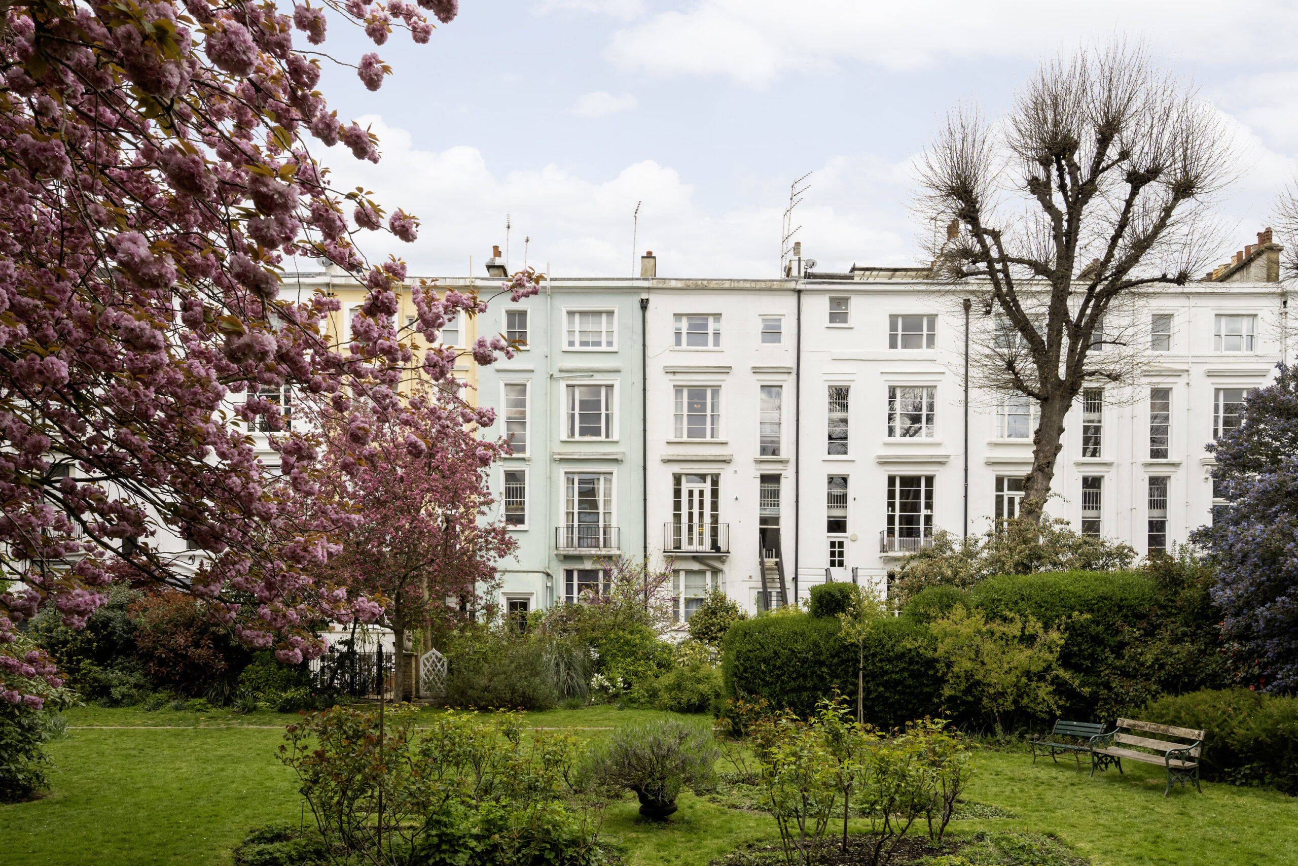DN-Notting-Hill-Flat-For-Sale-Elgin-Crescent-26_Lo-scaled